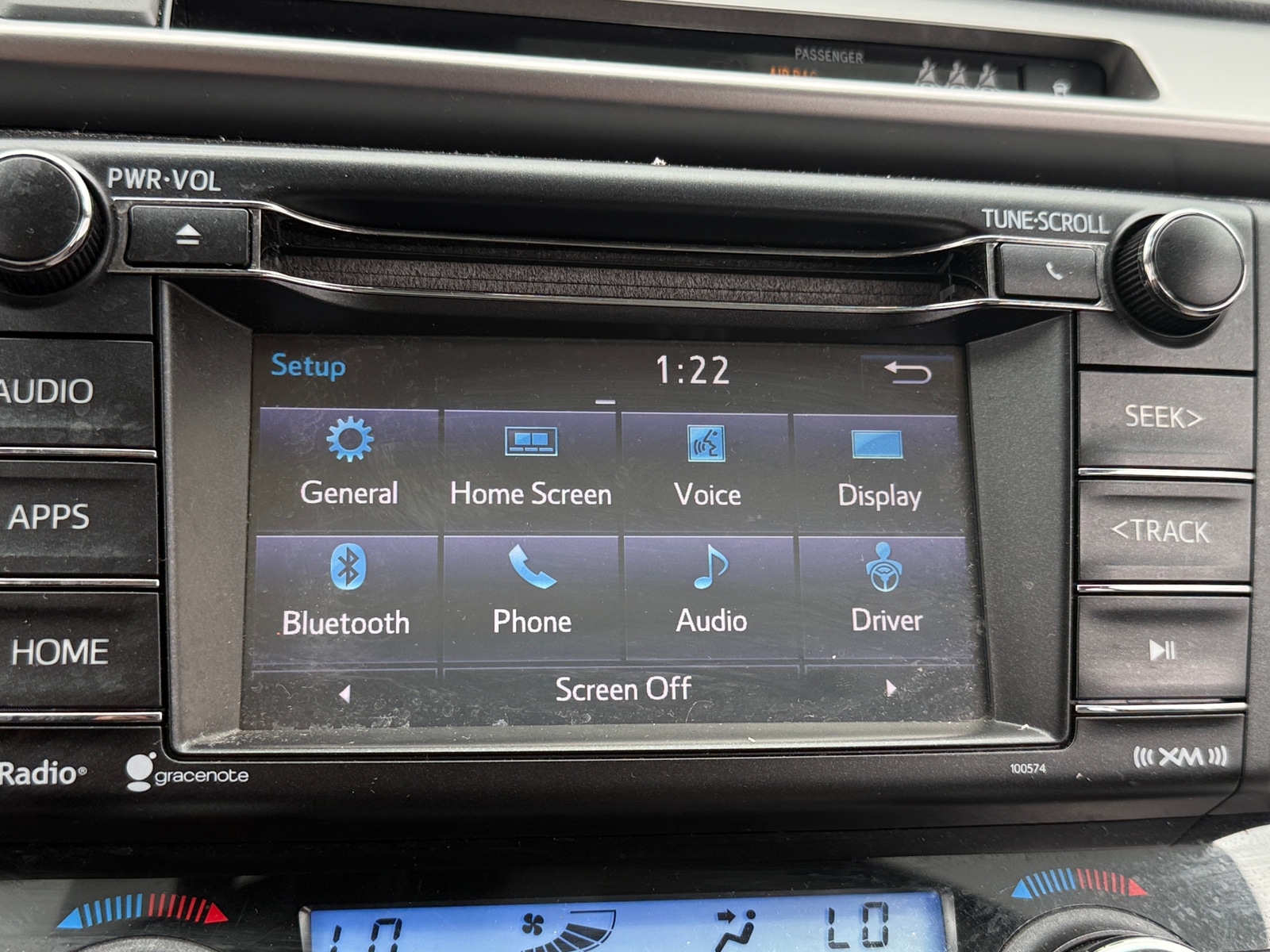 Thumbnail: 2017 Toyota RAV4 - 4