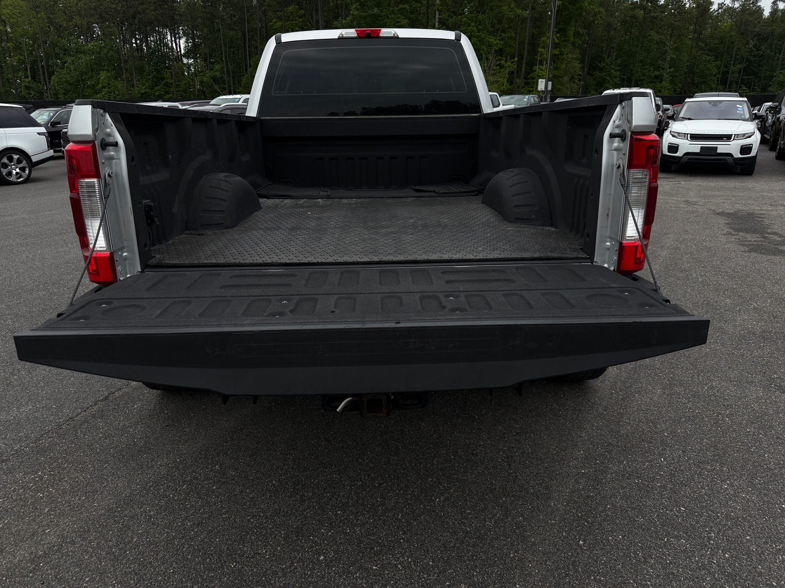 Thumbnail: 2019 Ford Econoline - 7