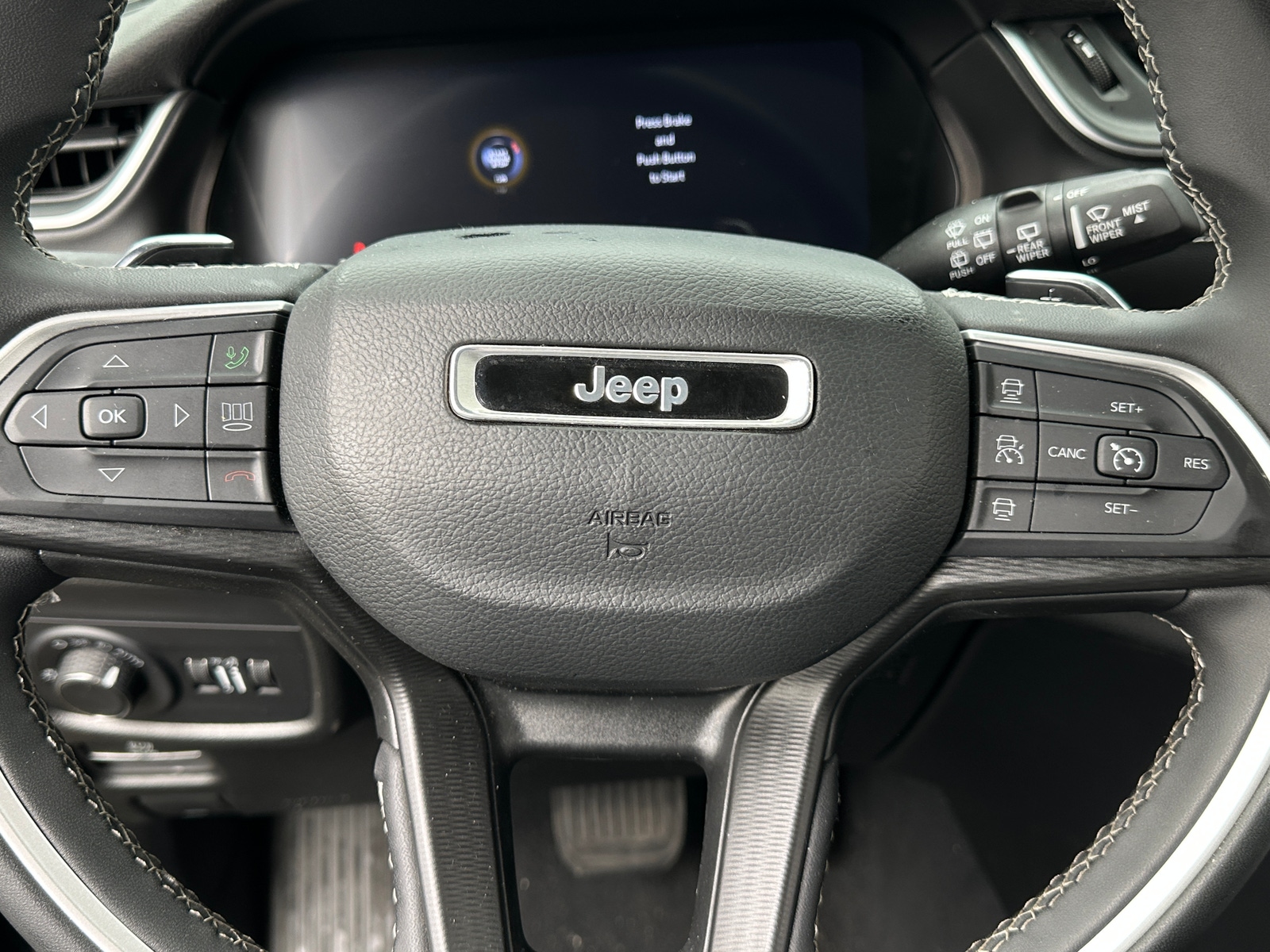 Thumbnail: 2024 Jeep Grand Cherokee - 5