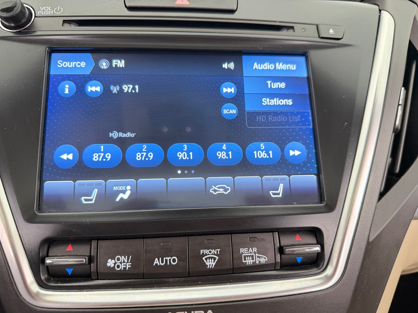 Thumbnail: 2020 Acura MDX - 3