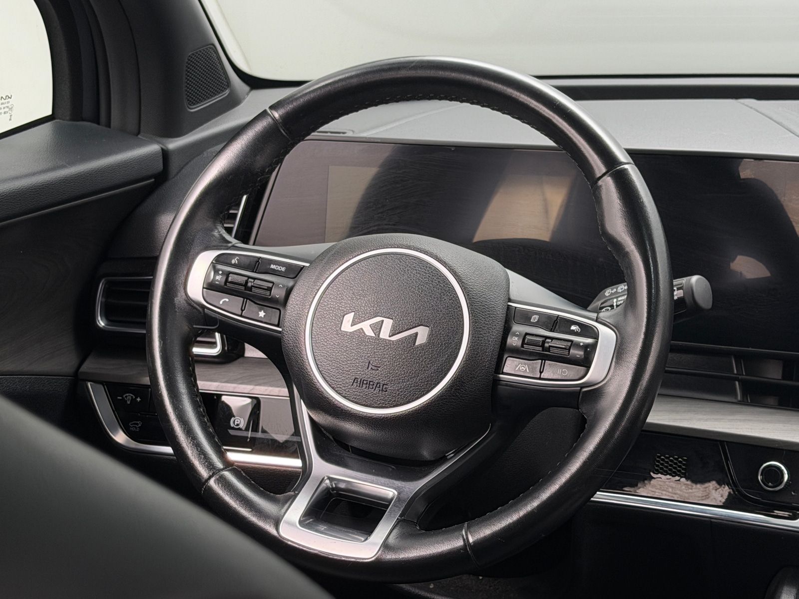 Thumbnail: 2023 Kia Sportage - 4