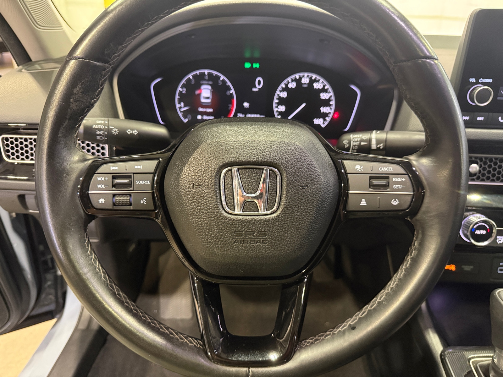 Thumbnail: 2024 Honda Civic - 5