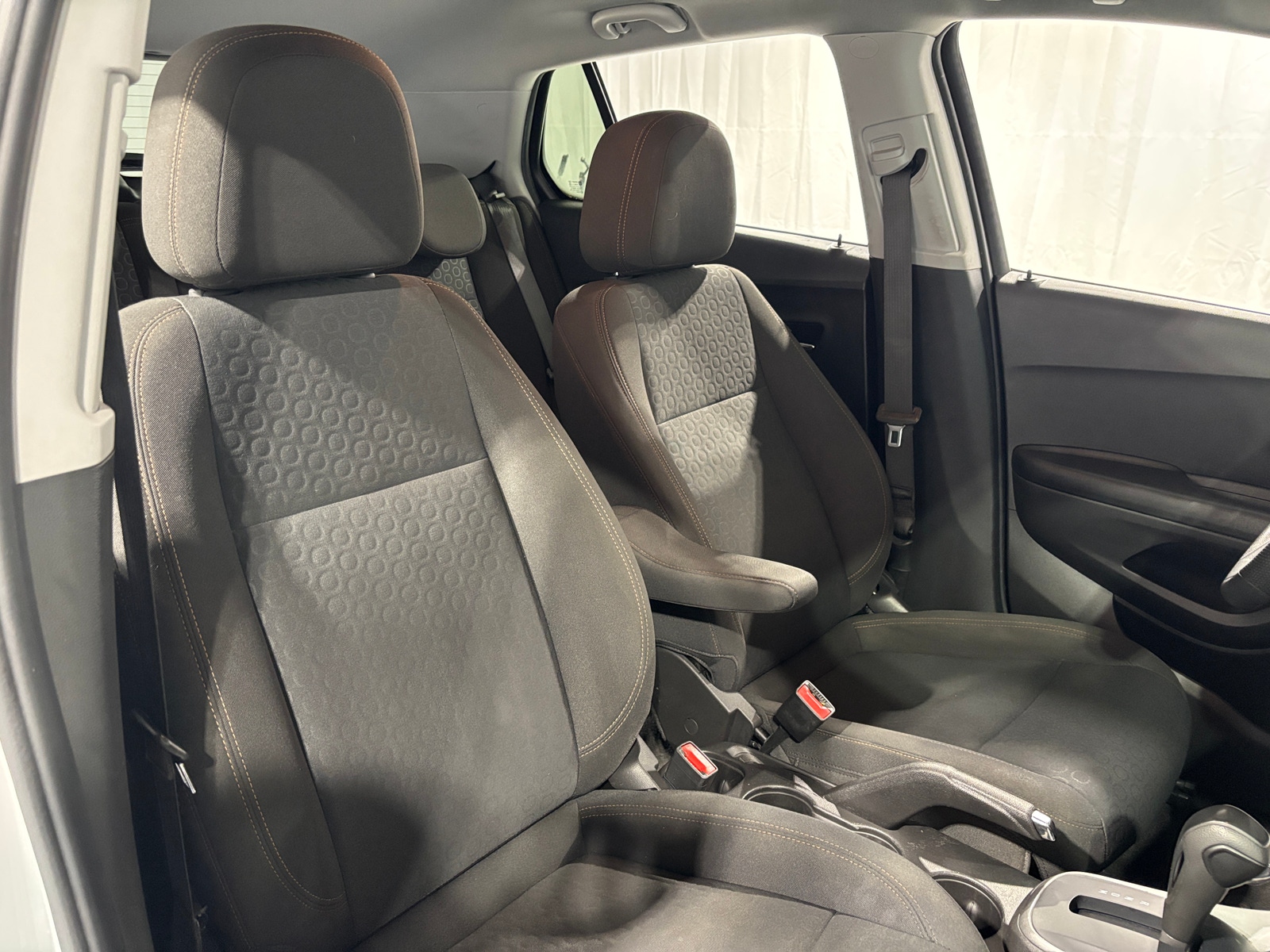 Thumbnail: 2022 Chevrolet Trax - 2