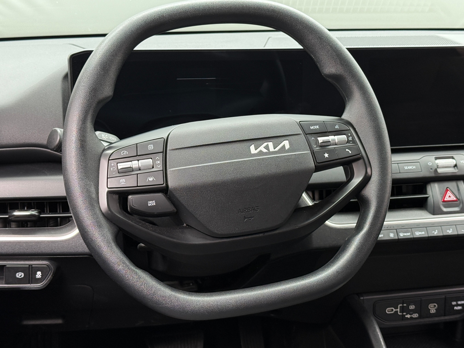 Thumbnail: 2025 Kia K4 - 5