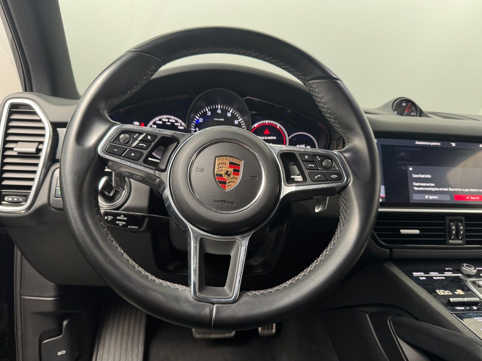 Thumbnail: 2019 Porsche Cayenne - 4