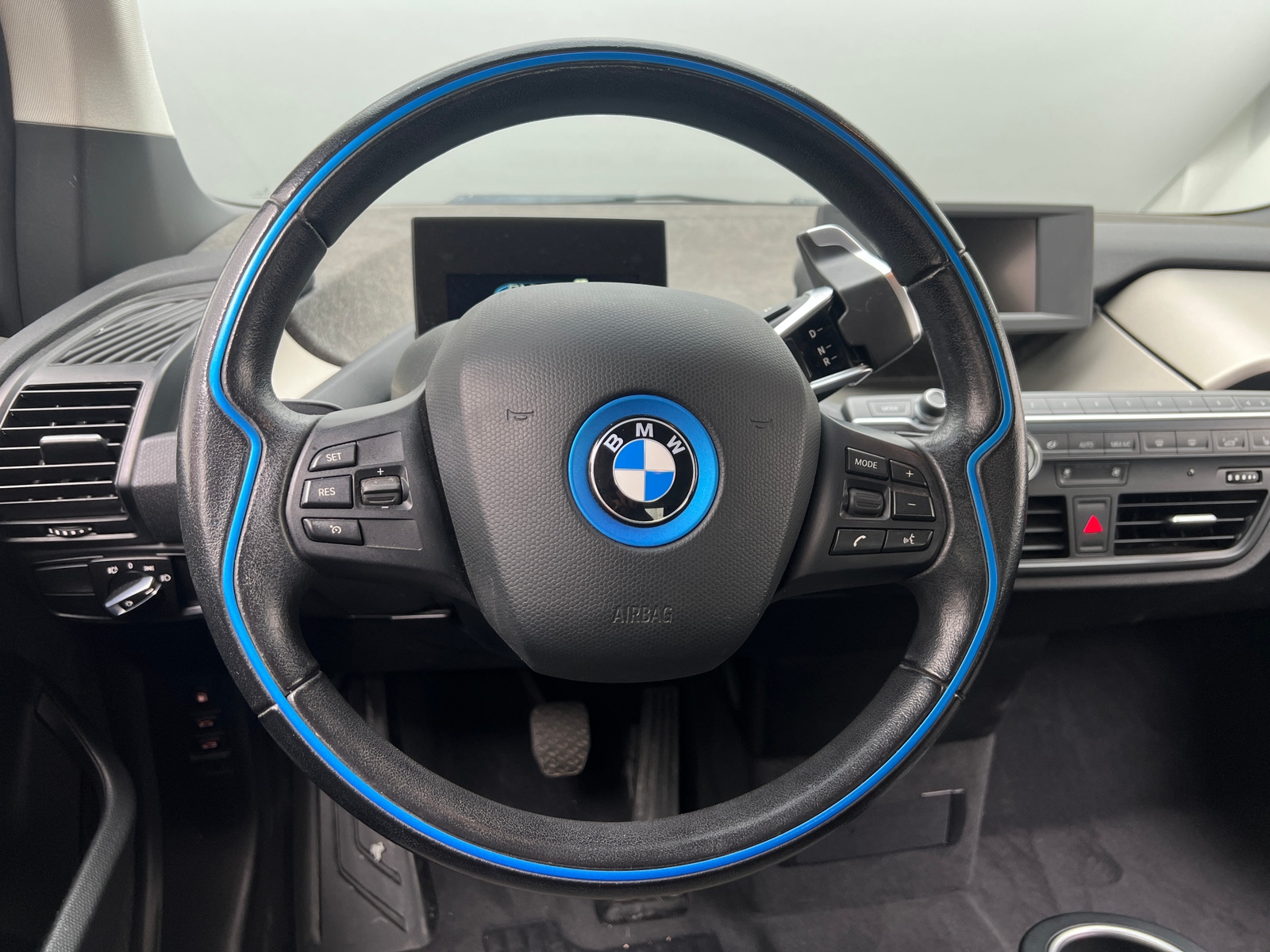 Thumbnail: 2017 BMW i3 - 5