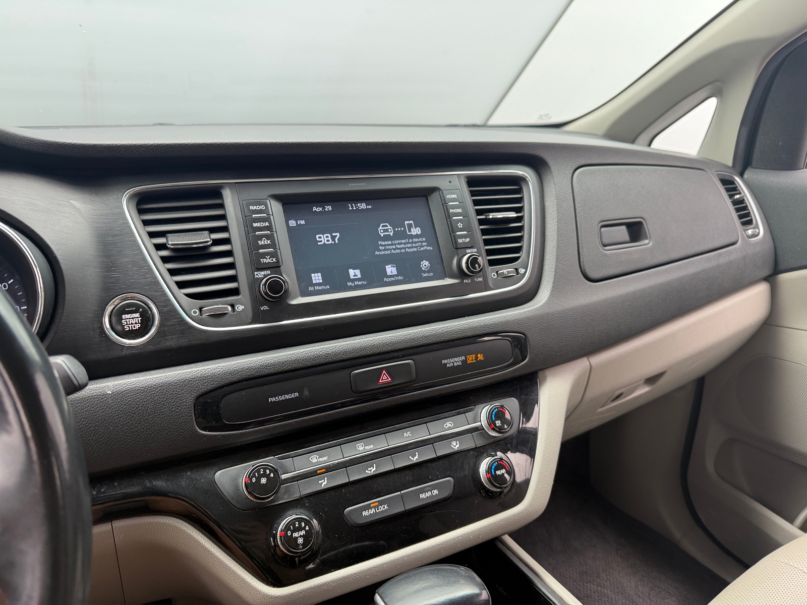 Thumbnail: 2020 Kia Sedona - 3