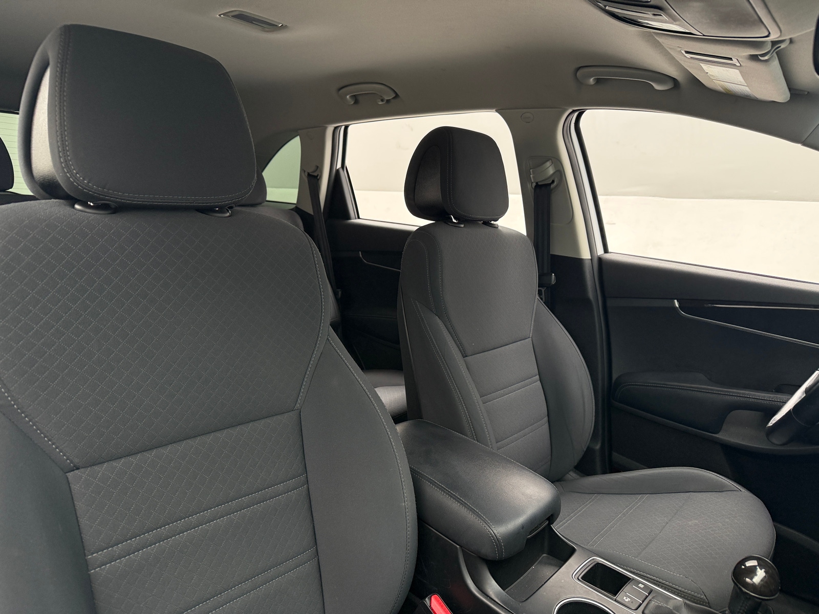 Thumbnail: 2016 Kia Sorento - 2