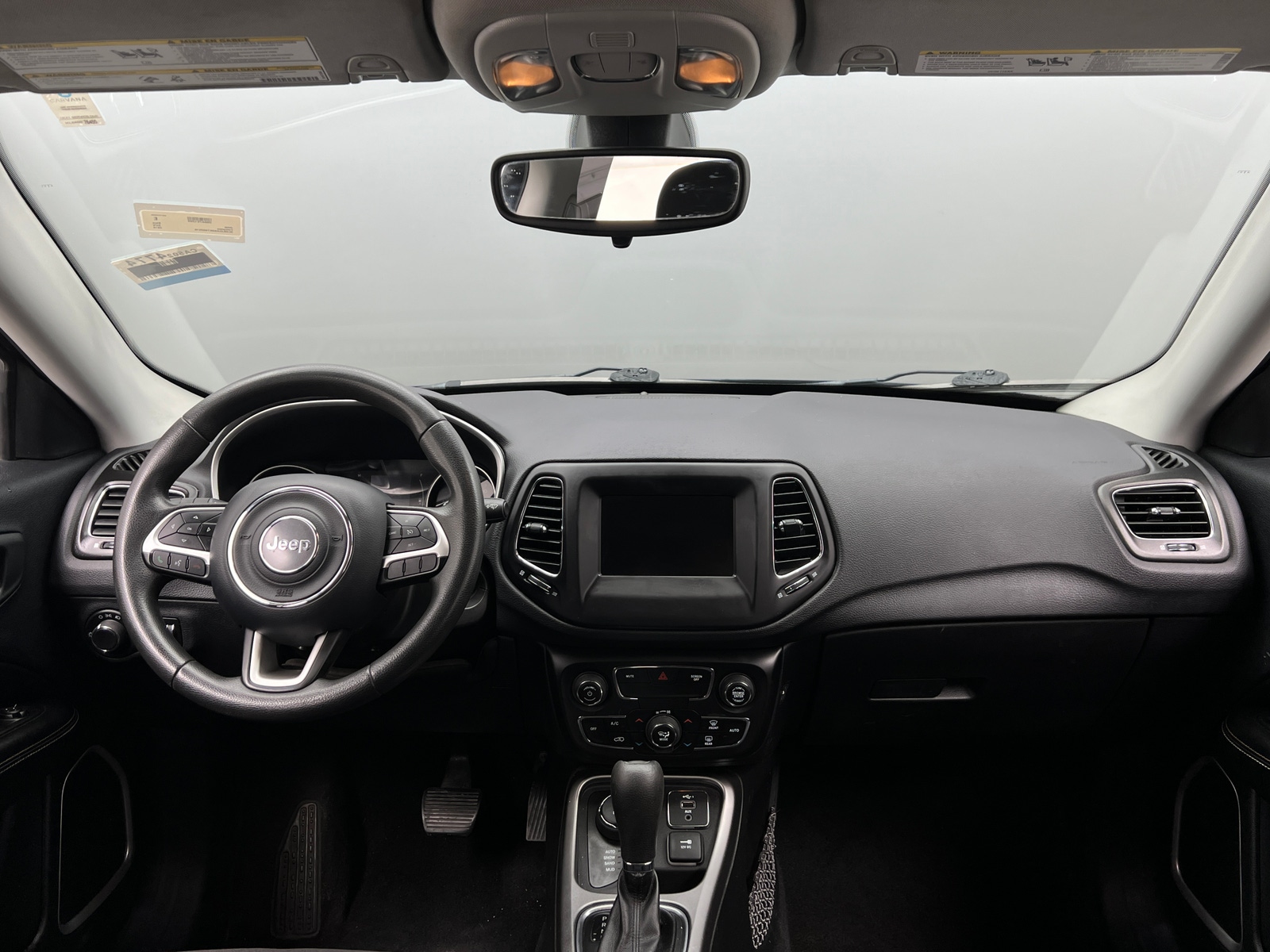 Thumbnail: 2019 Jeep Compass - 3