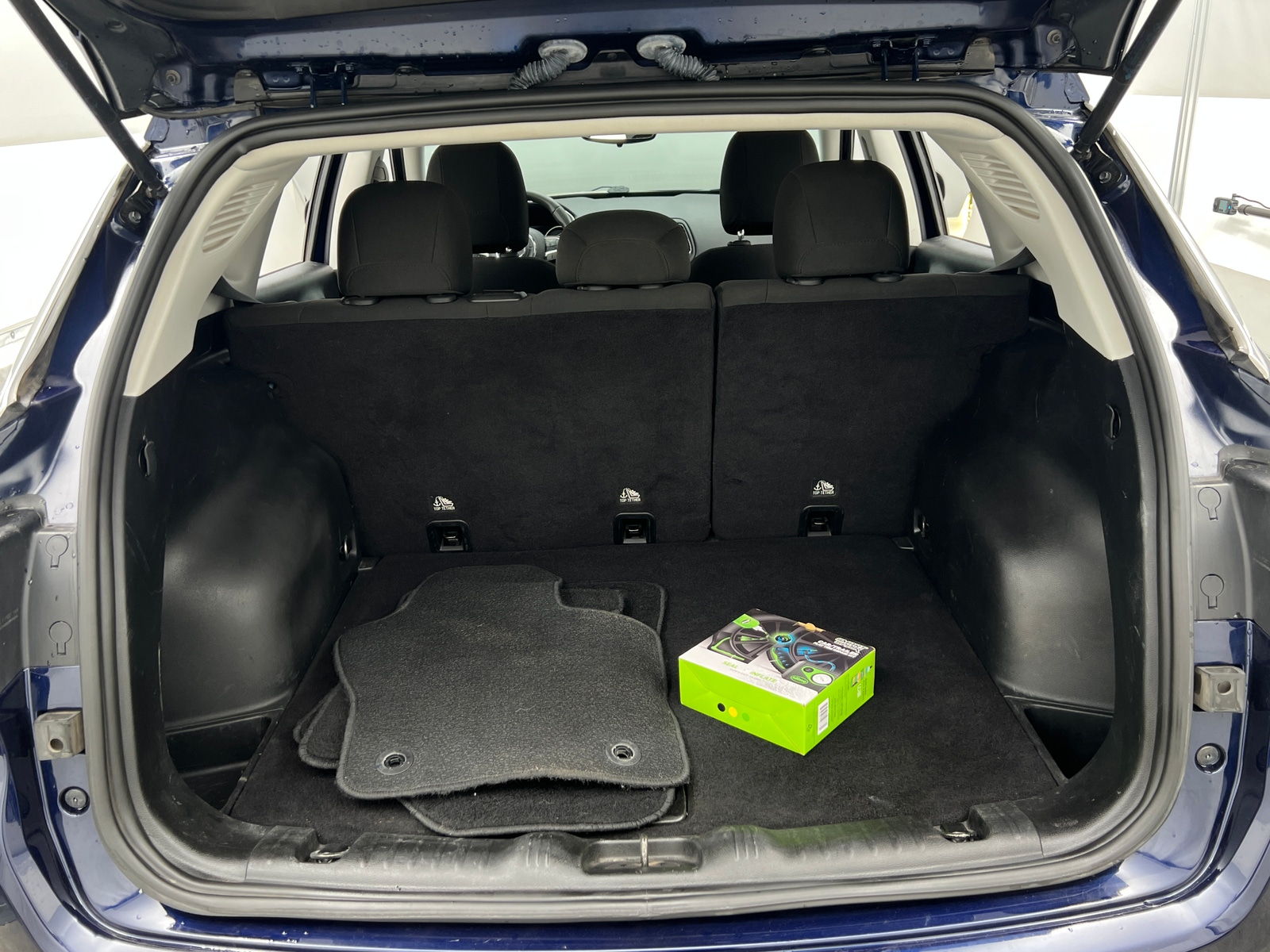 Thumbnail: 2019 Jeep Compass - 7