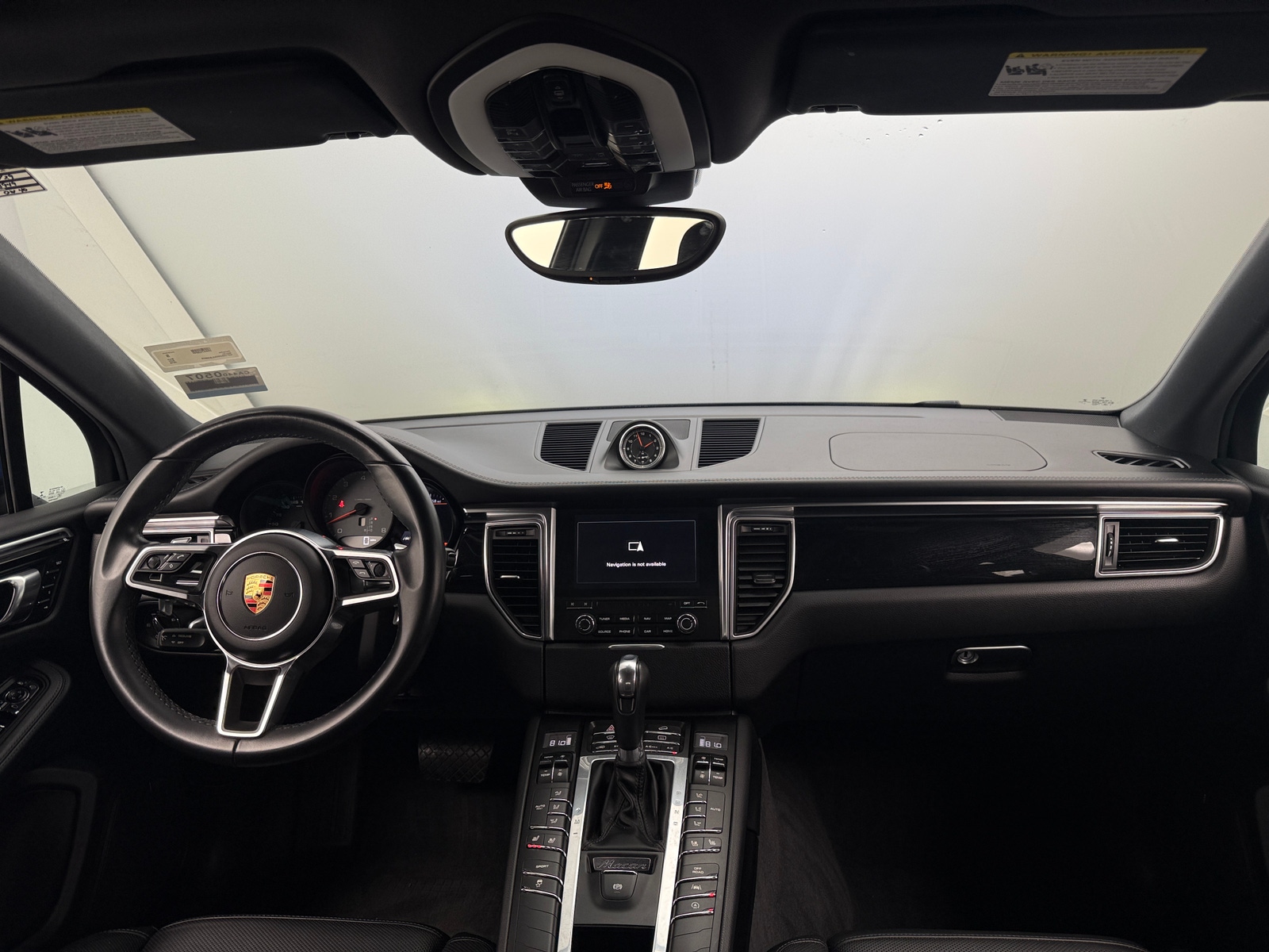 Thumbnail: 2018 Porsche Macan - 2