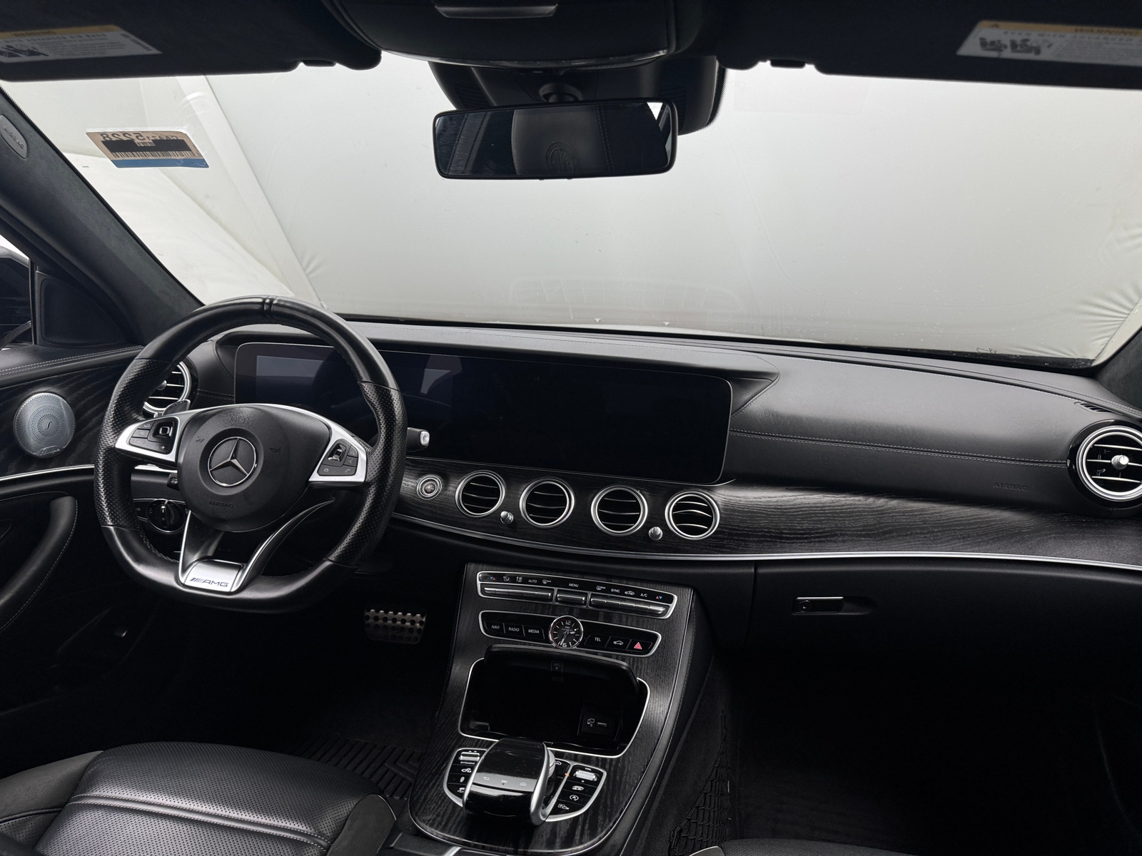 Thumbnail: 2018 Mercedes-Benz E-Class - 2