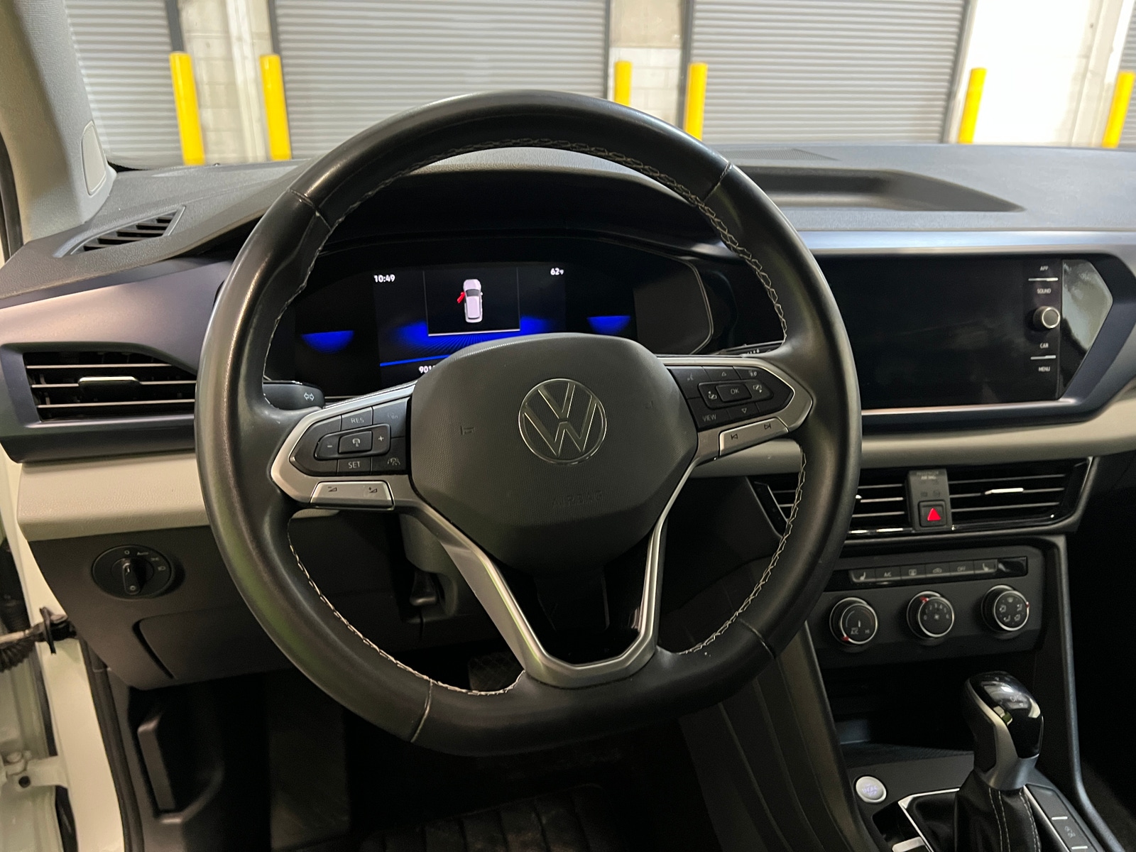 Thumbnail: 2022 Volkswagen Taos - 5