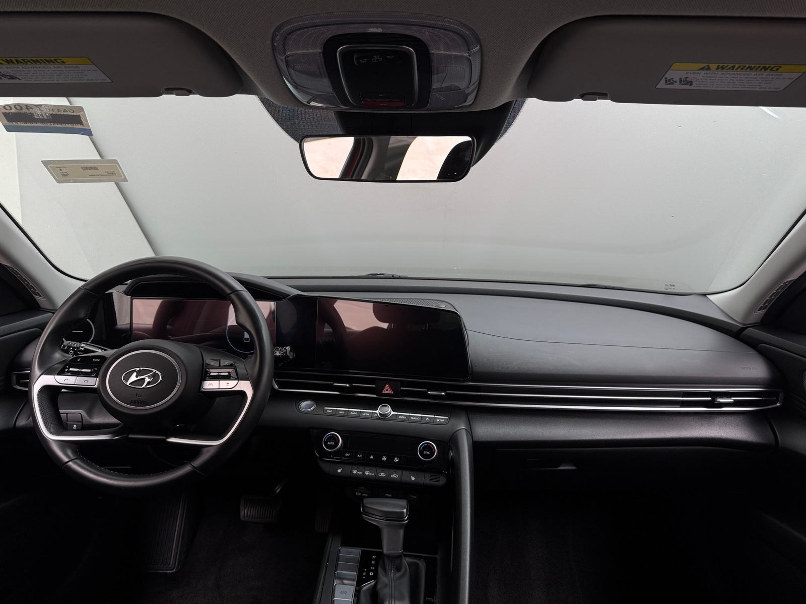 Thumbnail: 2023 Hyundai Elantra - 3