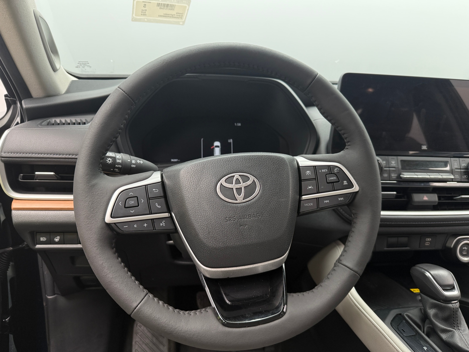 Thumbnail: 2024 Toyota Grand Highlander - 4