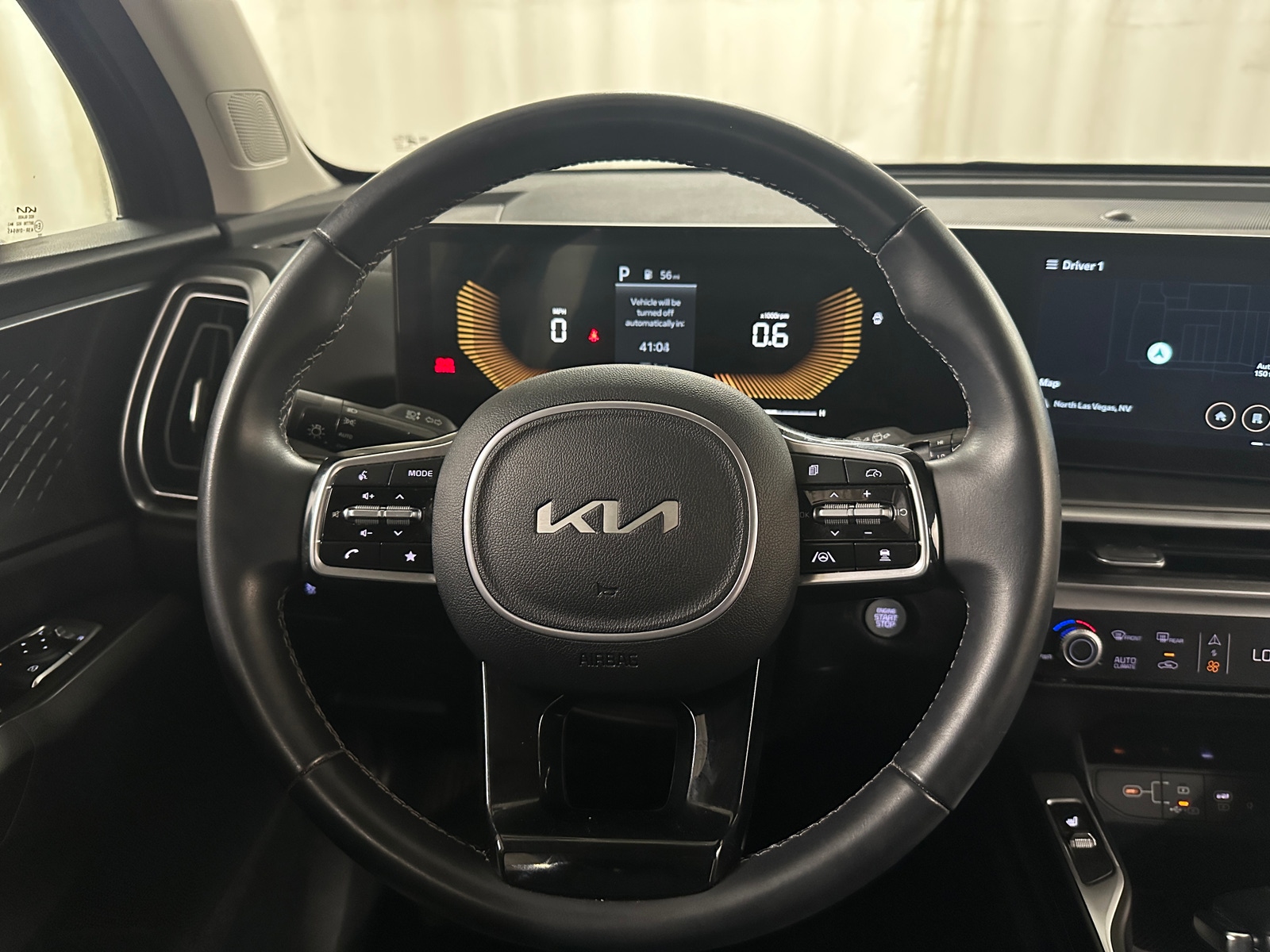 Thumbnail: 2024 Kia Sorento - 4