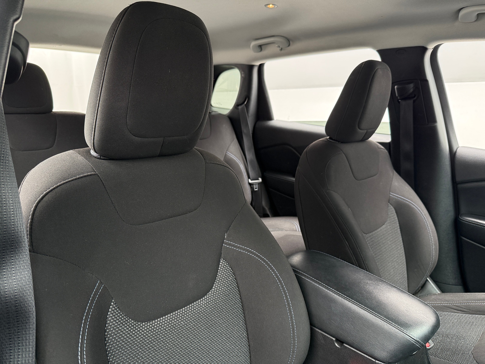 Thumbnail: 2019 Jeep Cherokee - 2