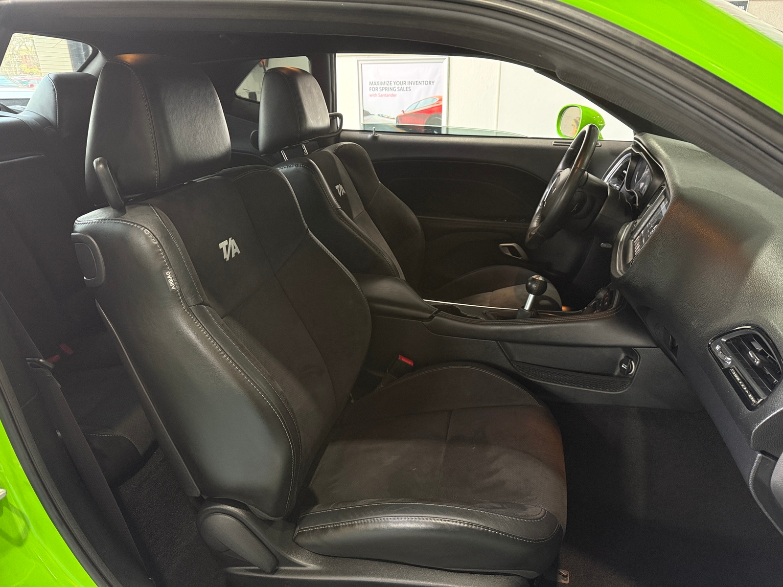 Thumbnail: 2017 Dodge Challenger - 2