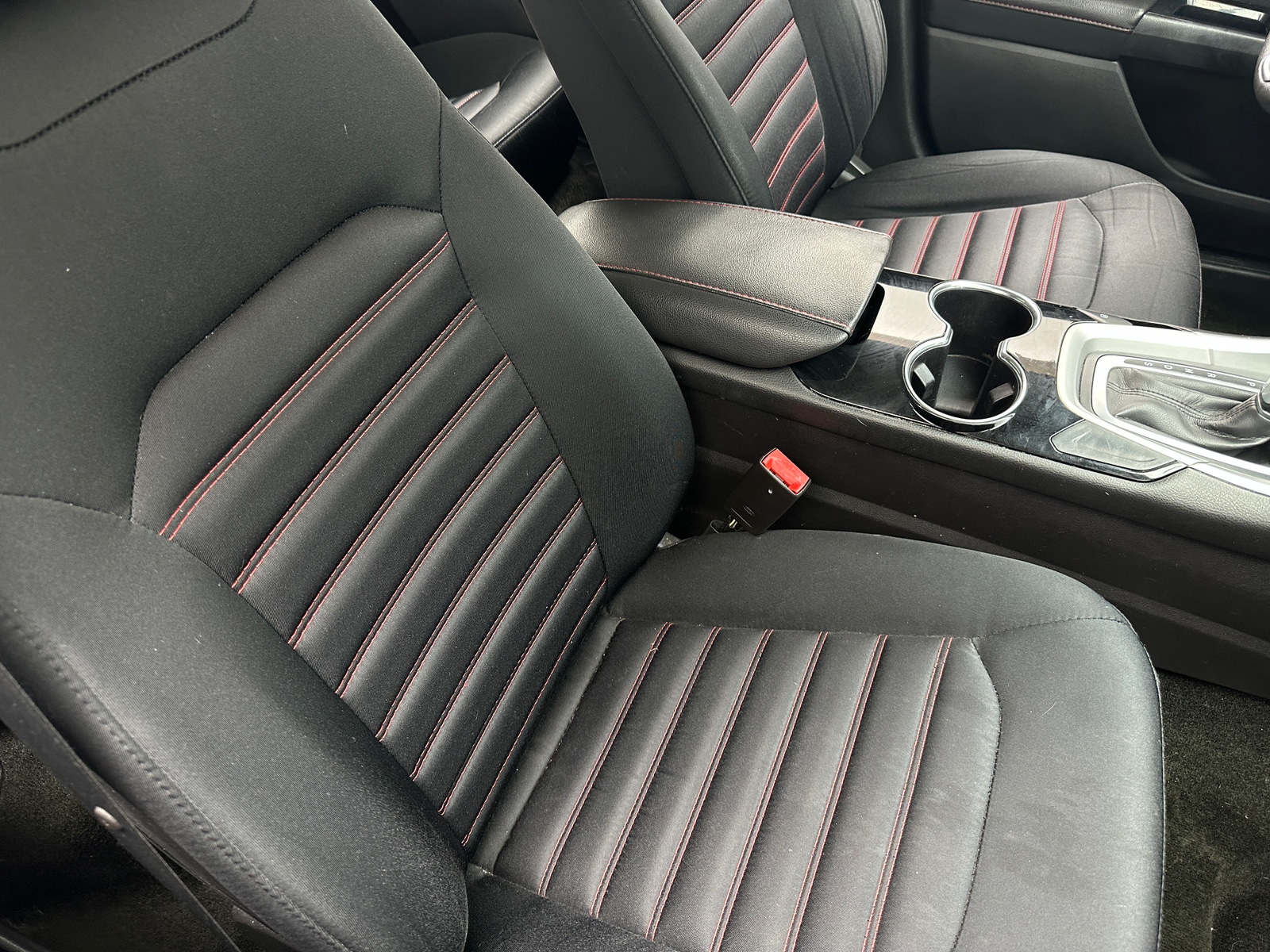Thumbnail: 2015 Ford Fusion - 2