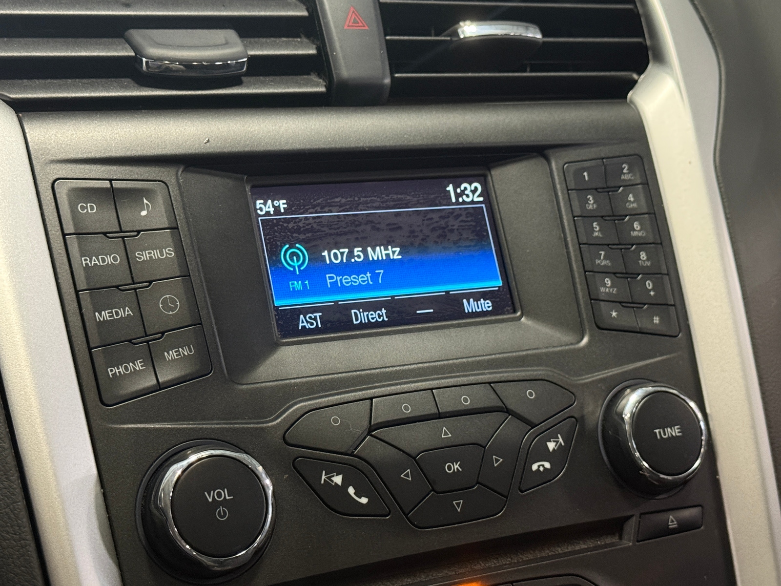 Thumbnail: 2015 Ford Fusion - 4