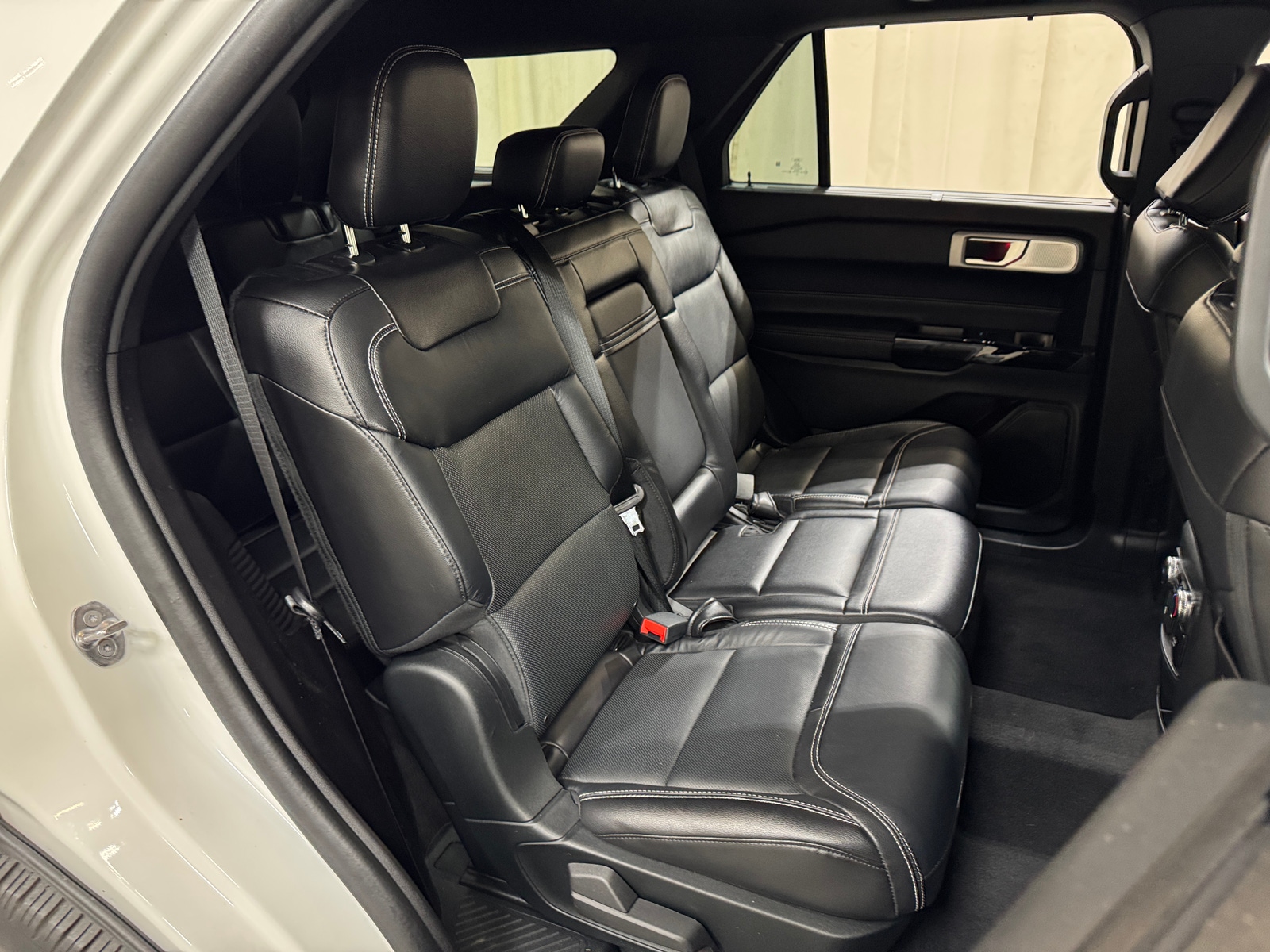 Thumbnail: 2021 Ford Explorer - 5
