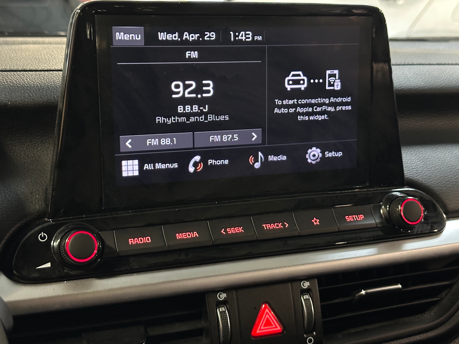 Thumbnail: 2024 Kia Forte - 4