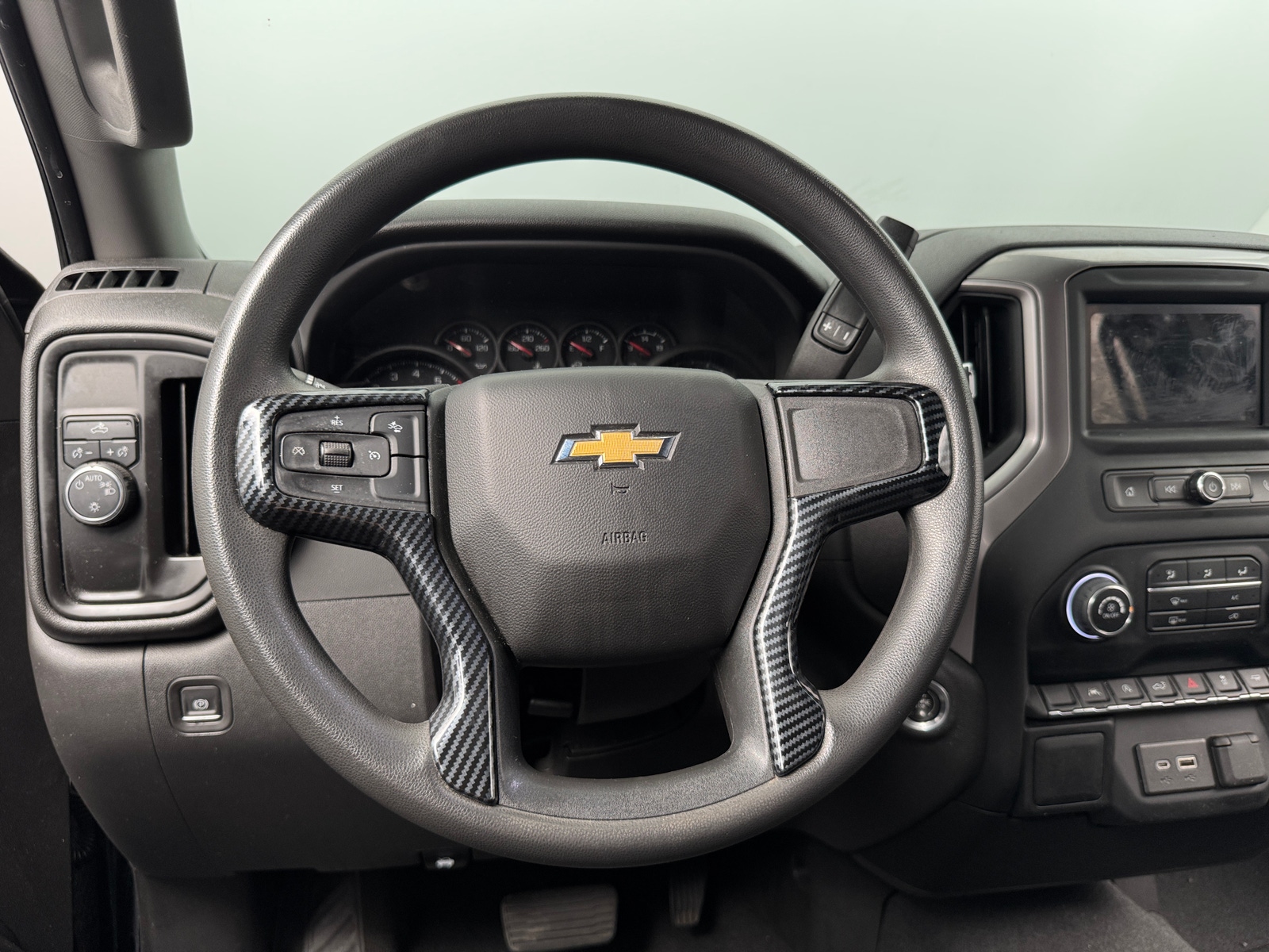 Thumbnail: 2022 Chevrolet Silverado 1500 - 5