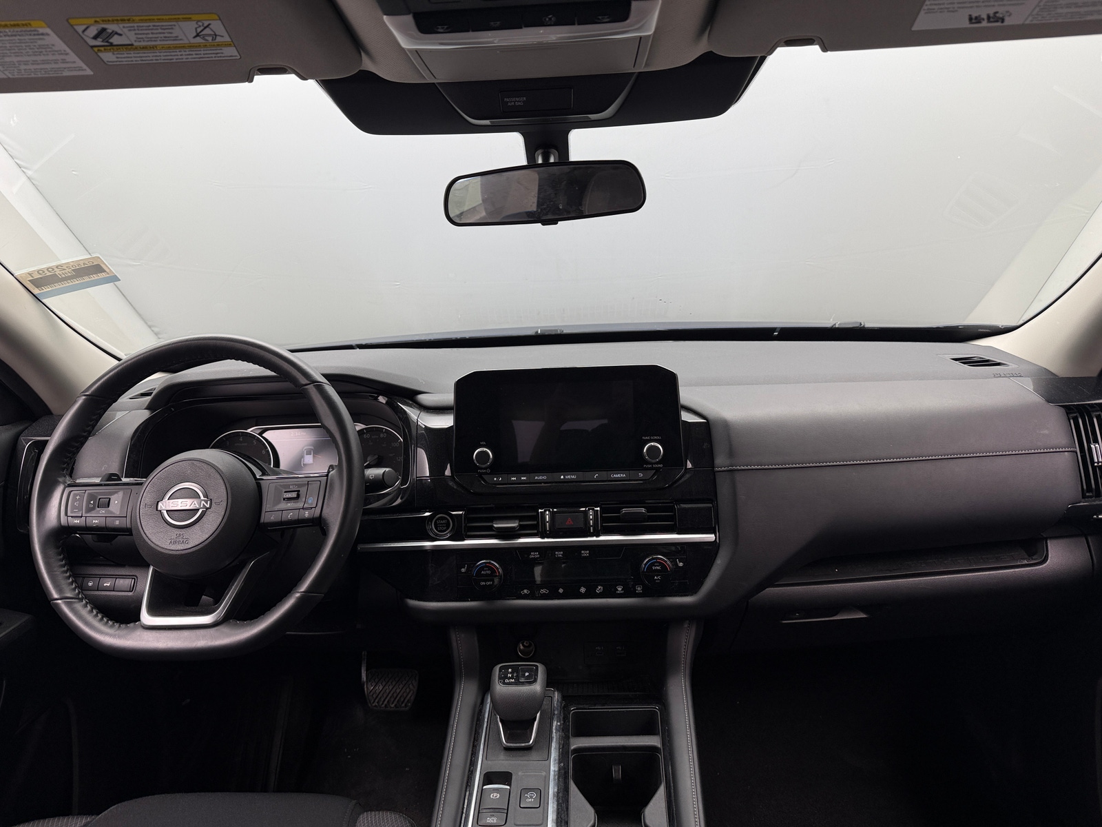 Thumbnail: 2023 Nissan Pathfinder - 3
