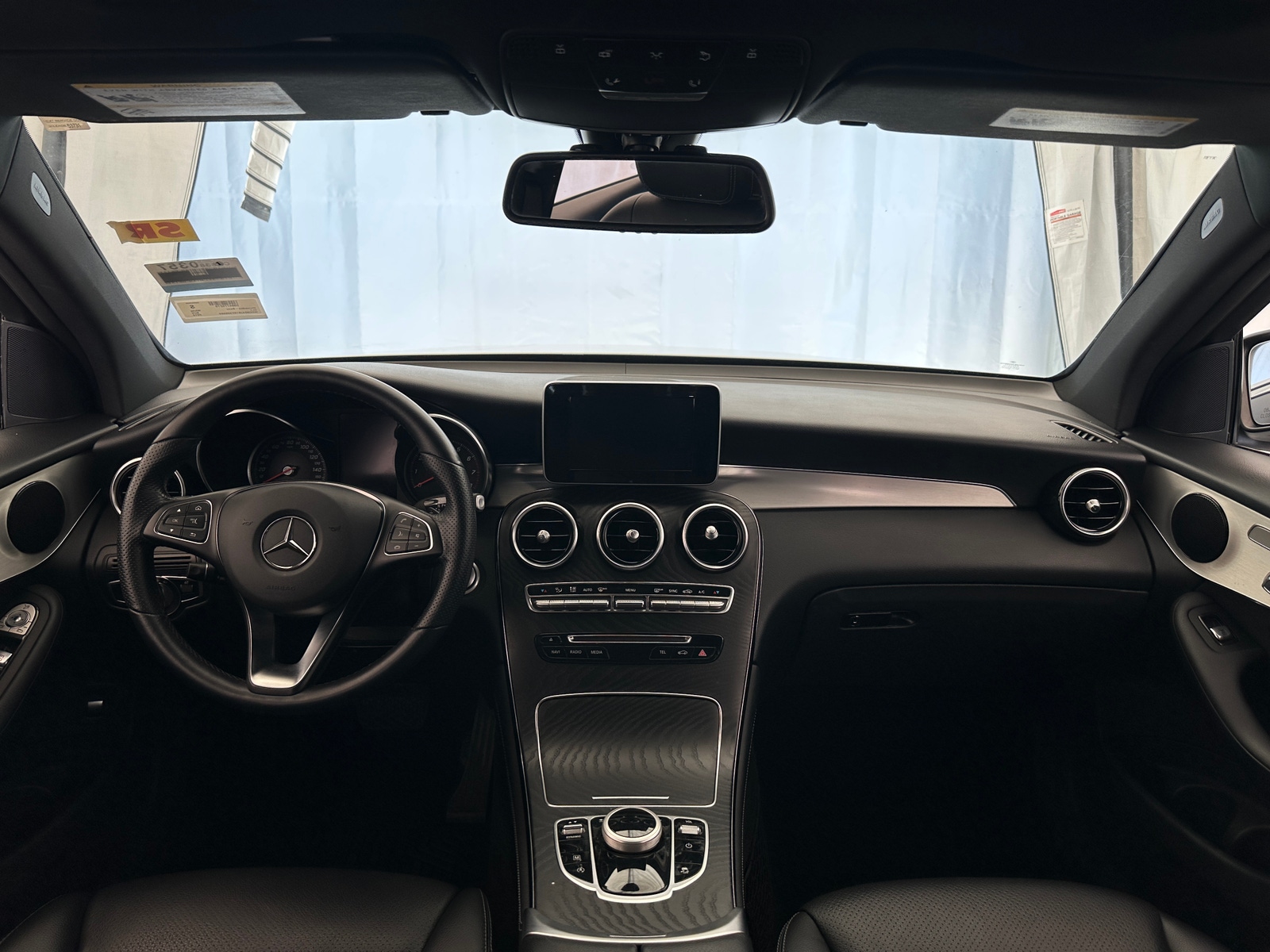 Thumbnail: 2019 Mercedes-Benz GLC - 2