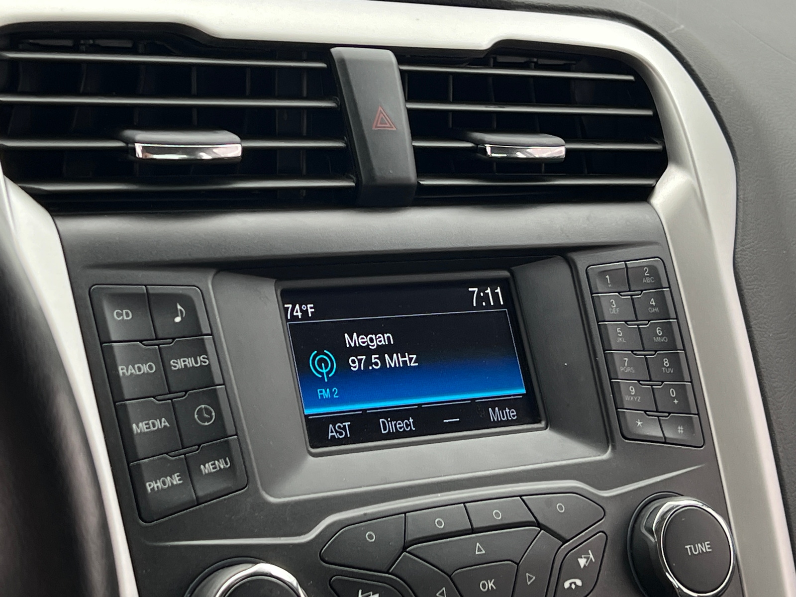 Thumbnail: 2015 Ford Fusion - 4