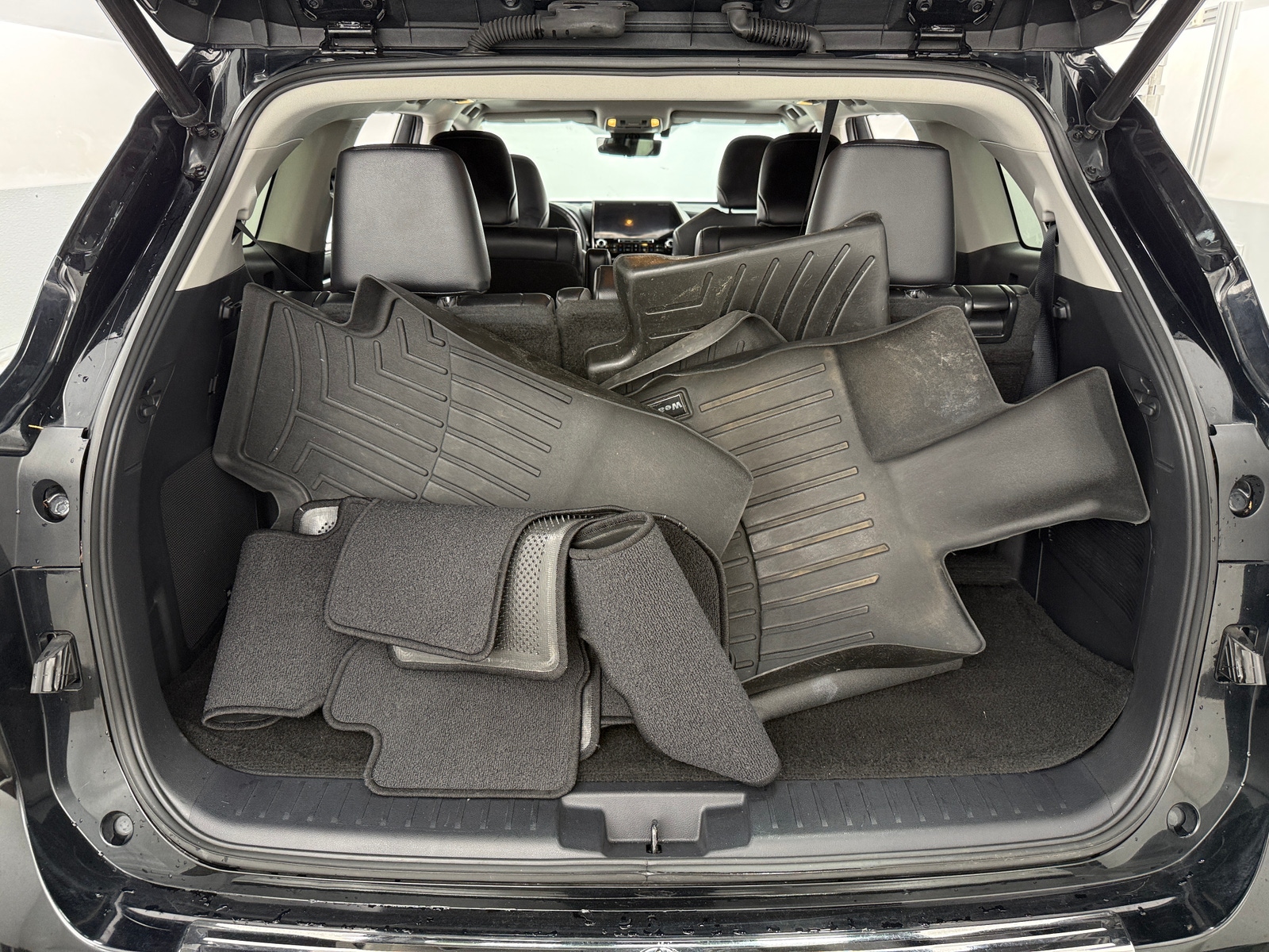 Thumbnail: 2021 Toyota Highlander - 6