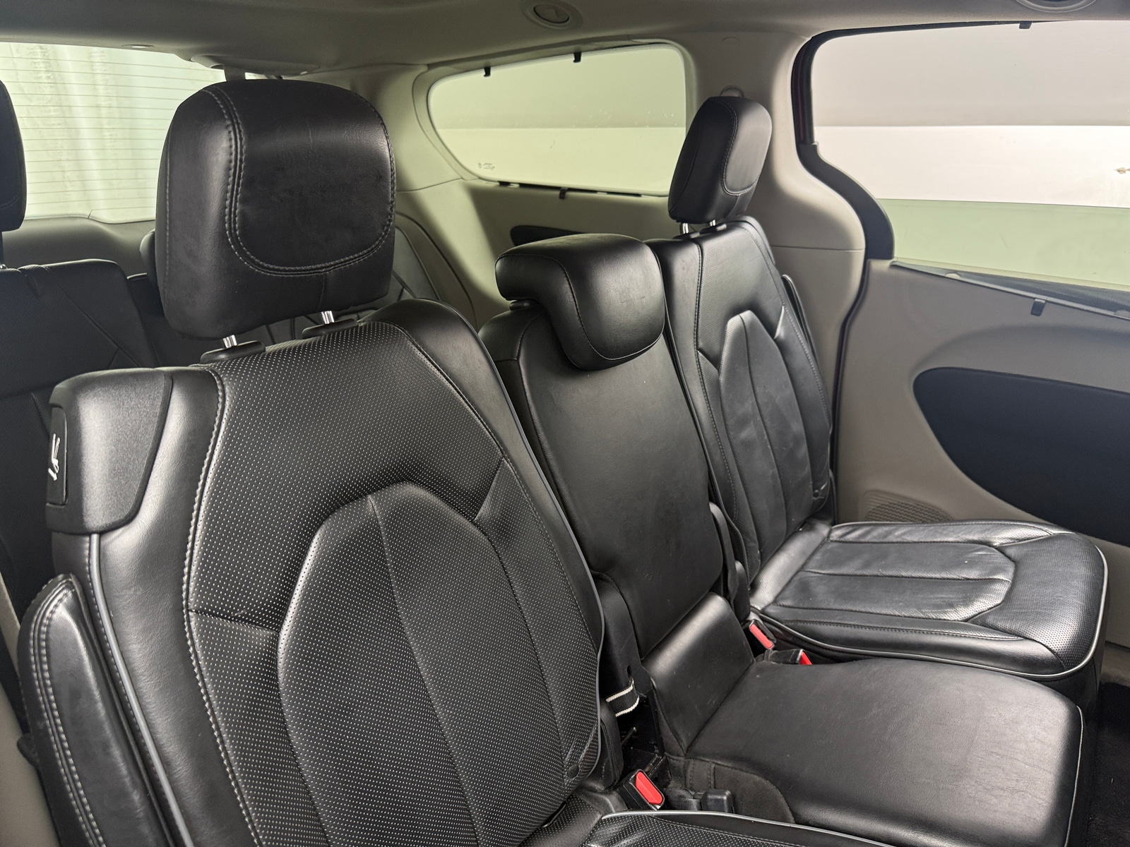 Thumbnail: 2019 Chrysler Pacifica - 5