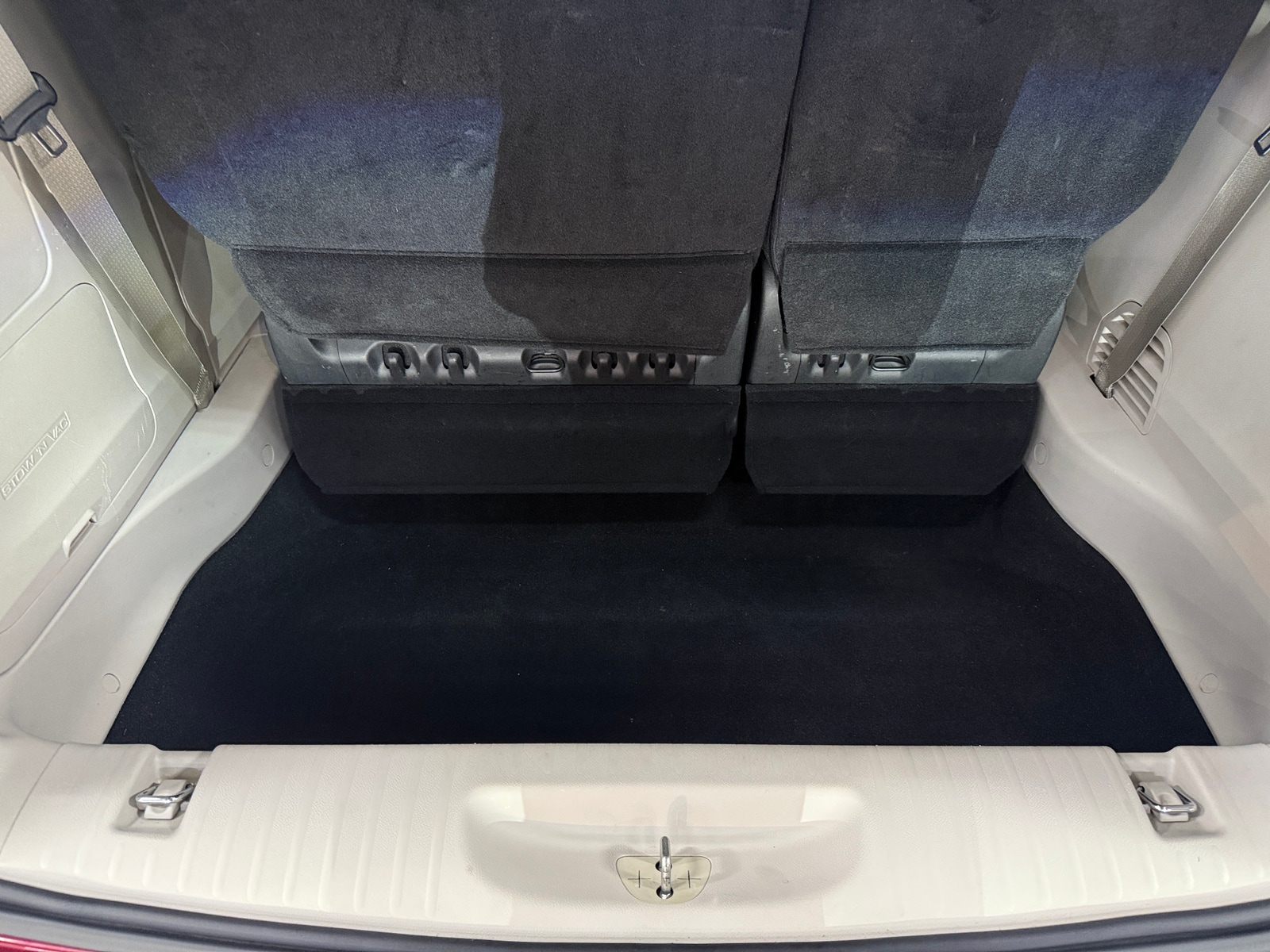 Thumbnail: 2019 Chrysler Pacifica - 6