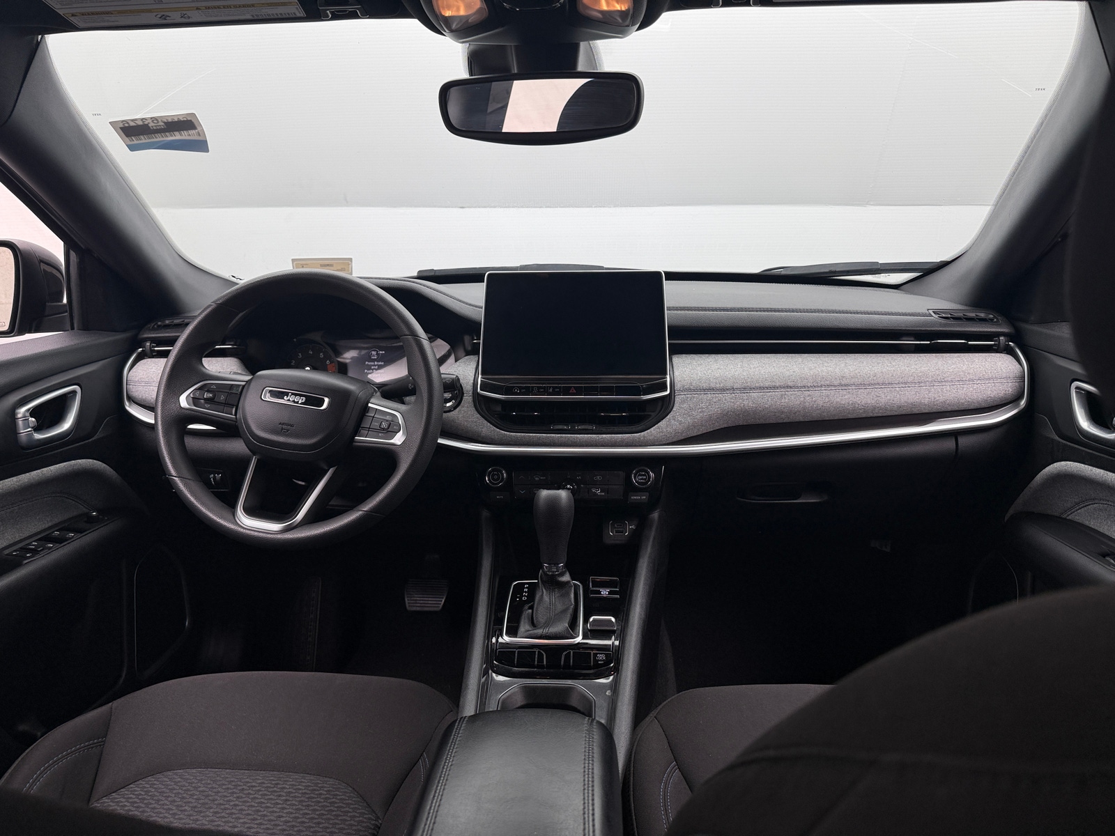 Thumbnail: 2023 Jeep Compass - 3