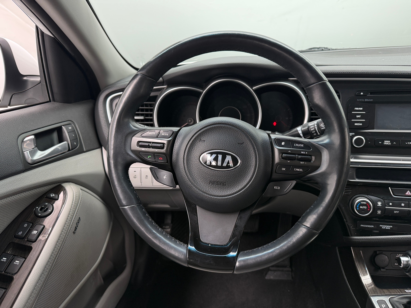 Thumbnail: 2015 Kia Optima - 4