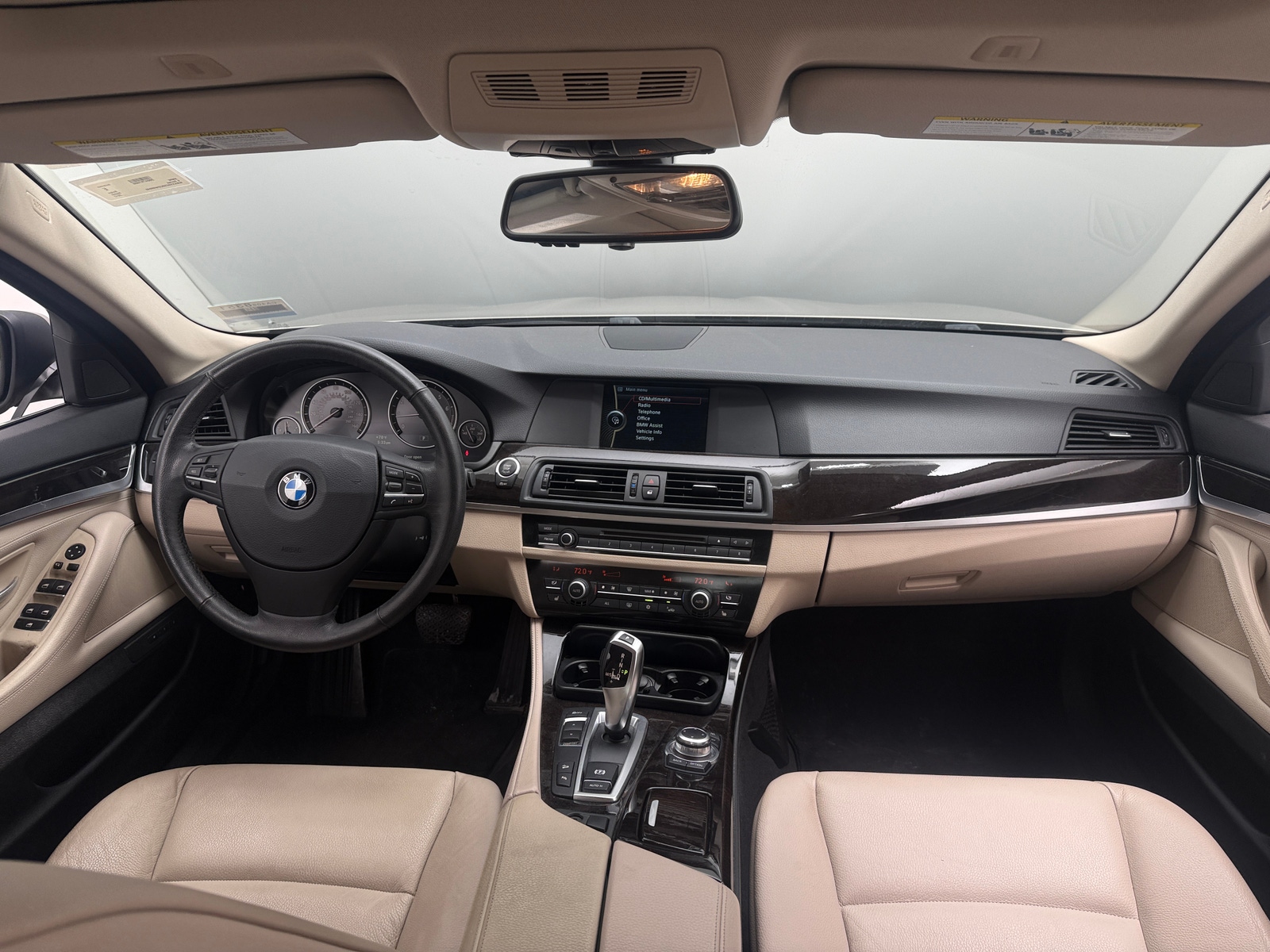 Thumbnail: 2012 BMW 5 Series - 2