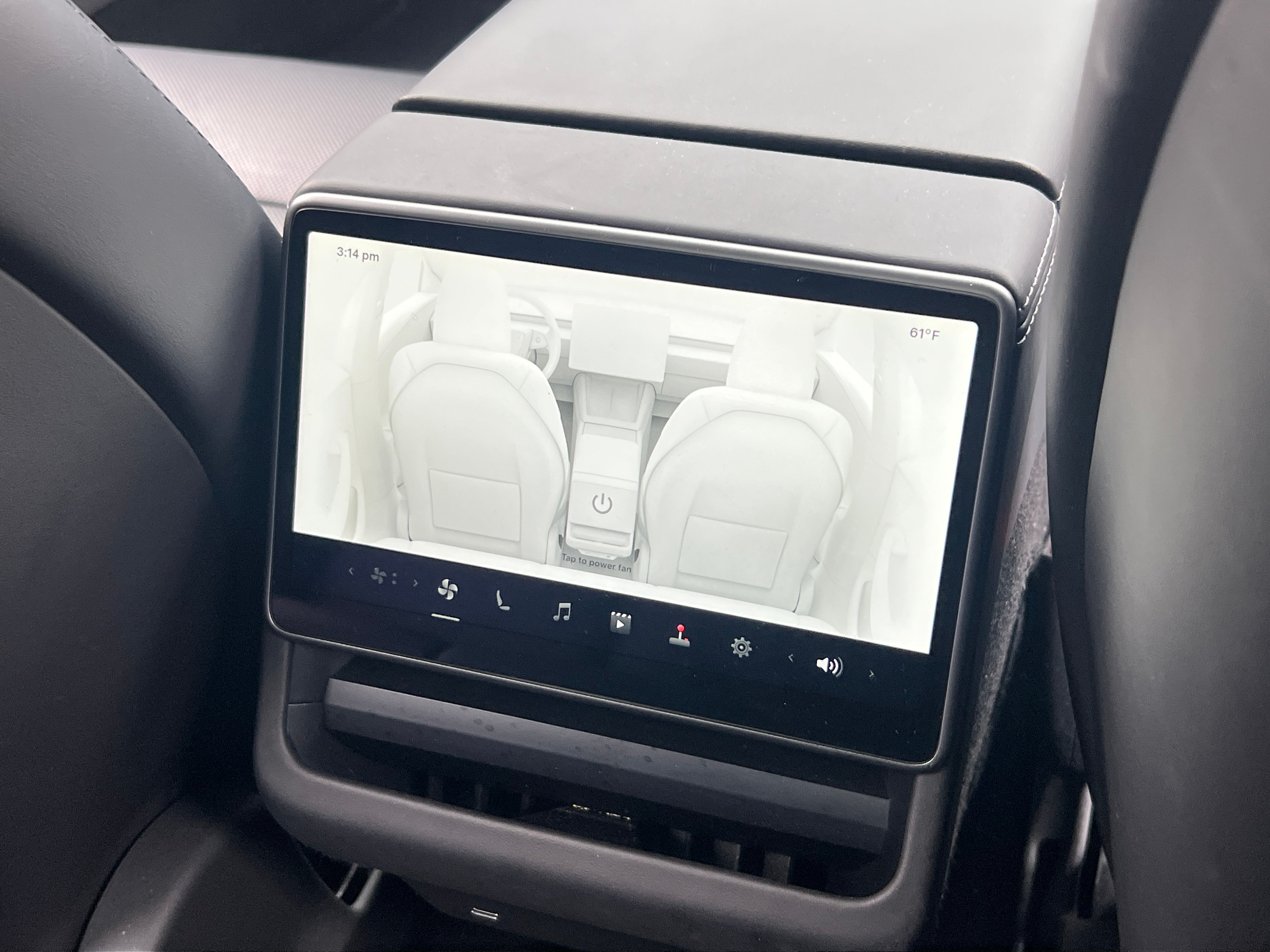 Used 2025 Tesla Model 3 Long Range with VIN 5YJ3E1EB7SF960371 for sale in Oak Creek, WI
