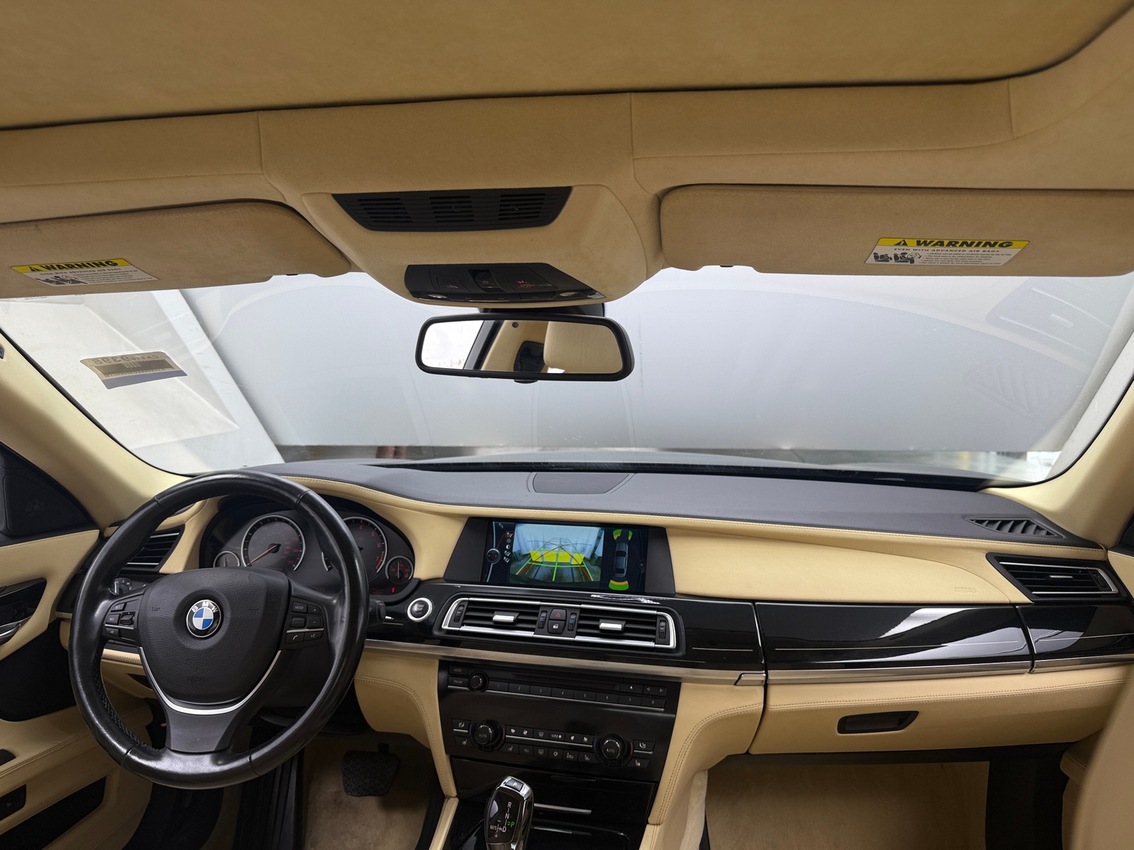 Thumbnail: 2010 BMW 7 Series - 2