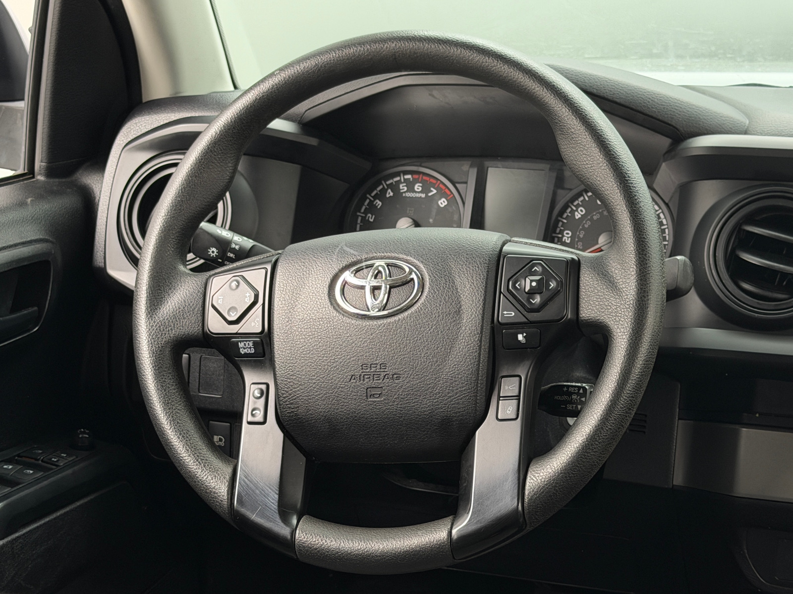 Thumbnail: 2022 Toyota Tacoma - 5
