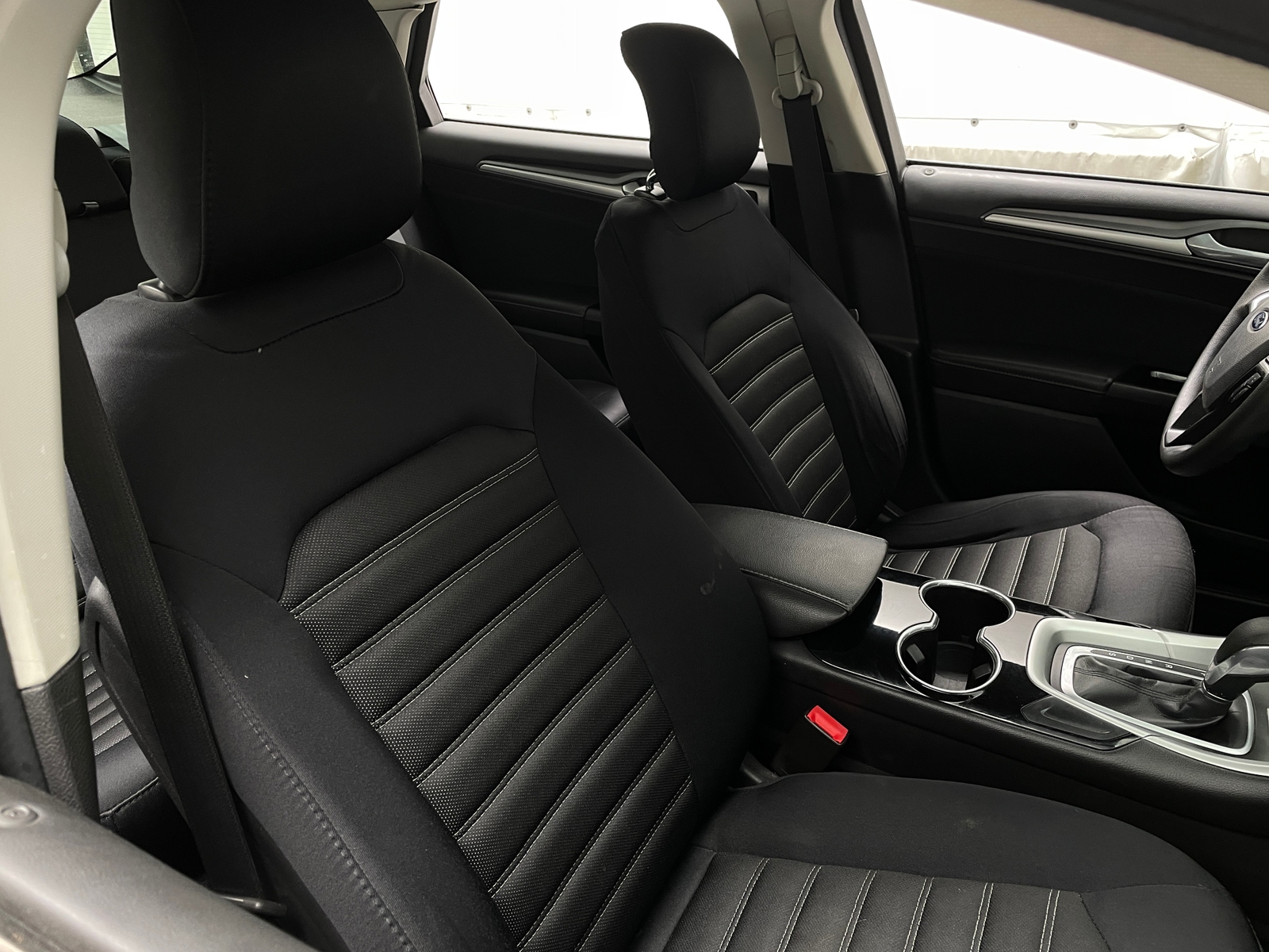 Thumbnail: 2015 Ford Fusion - 2