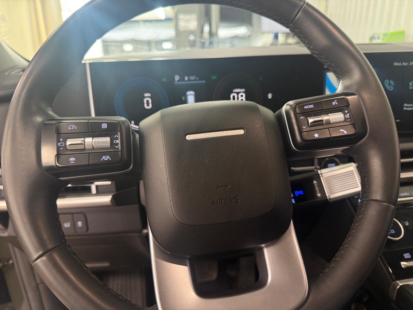 Thumbnail: 2025 Hyundai Santa Fe - 4