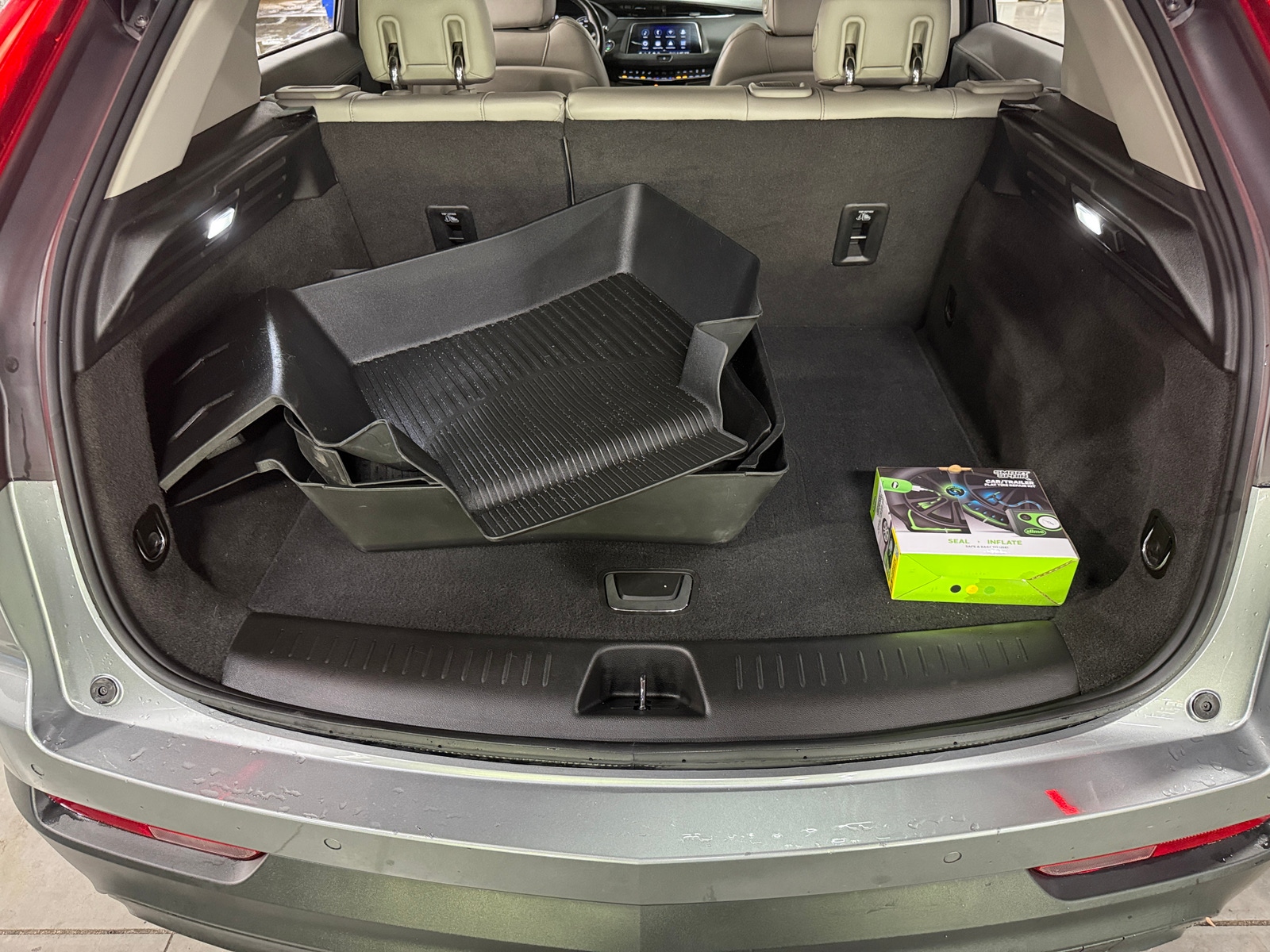 Thumbnail: 2023 Cadillac XT4 - 6