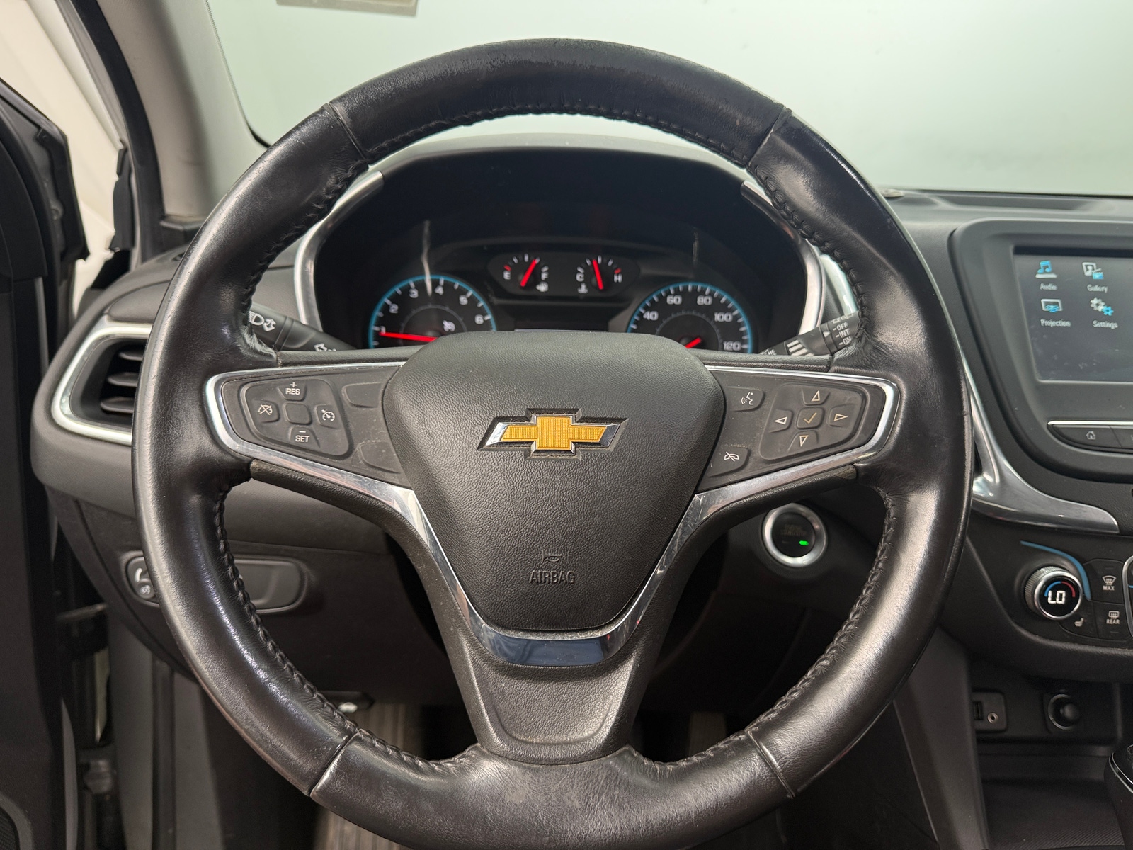 Thumbnail: 2018 Chevrolet Equinox - 5