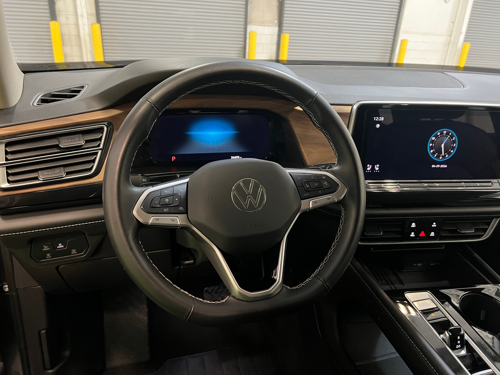 Thumbnail: 2025 Volkswagen Atlas - 5