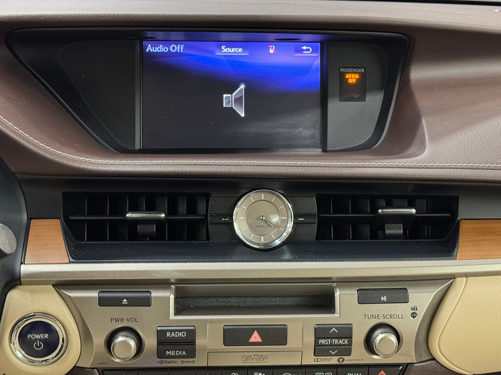 Thumbnail: 2017 Lexus ES - 3