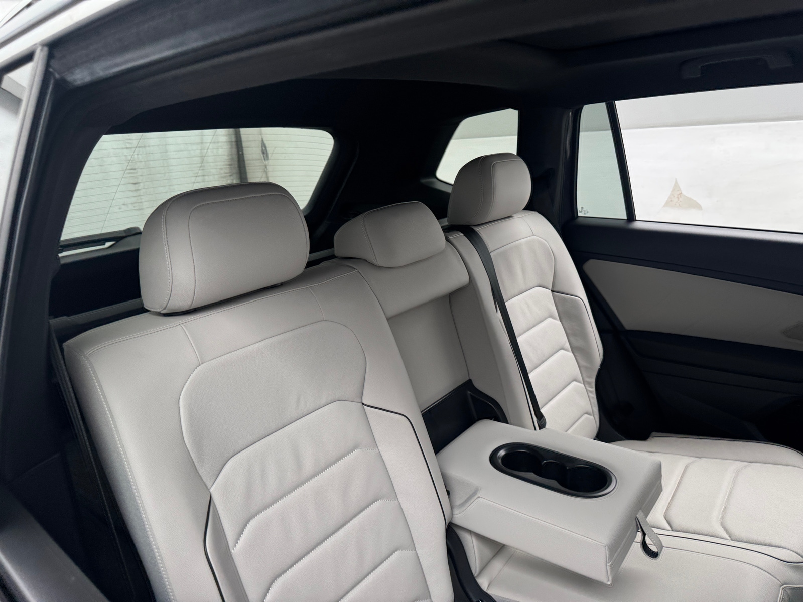 Thumbnail: 2021 Volkswagen Tiguan - 5