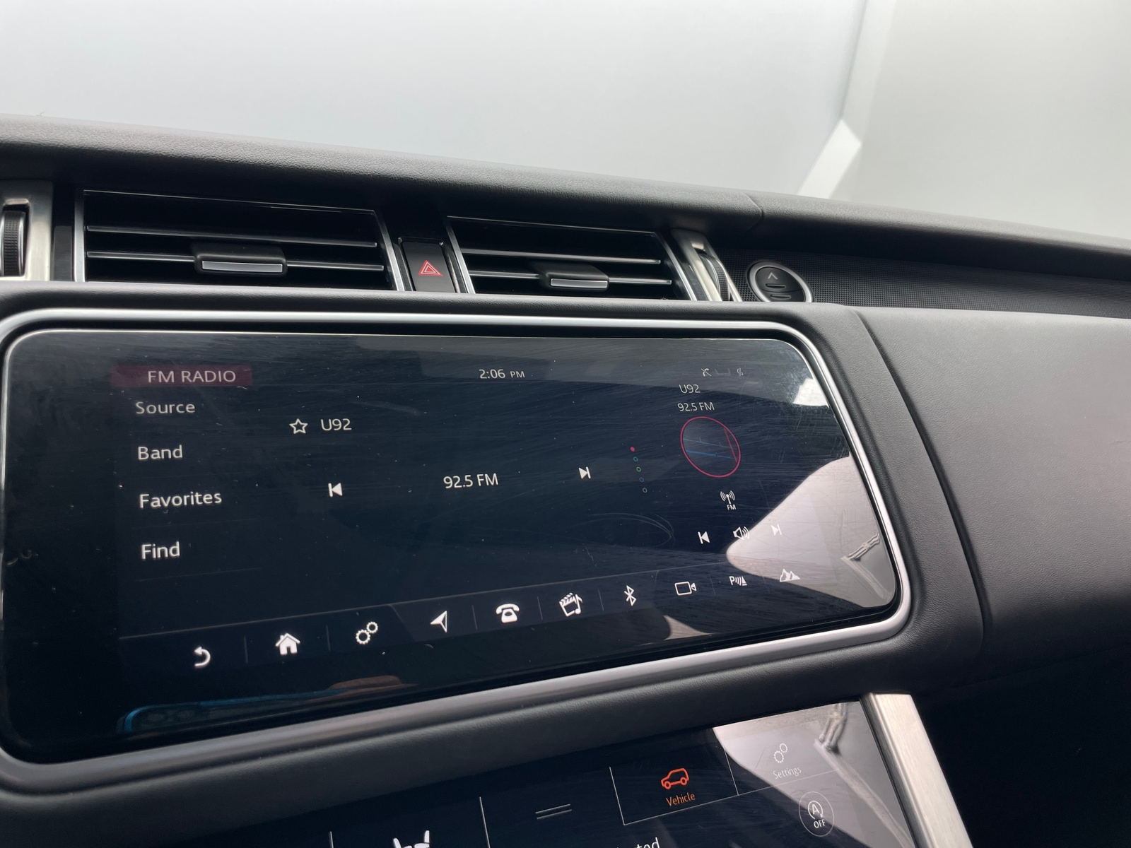 Thumbnail: 2019 Land Rover Range Rover - 3
