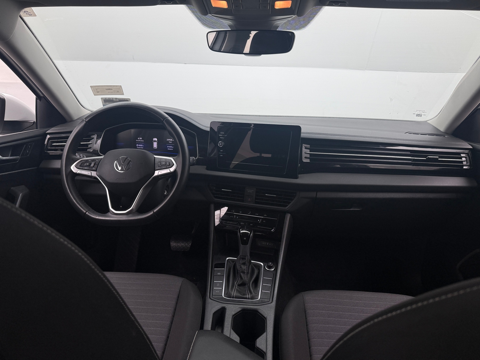 Thumbnail: 2025 Volkswagen Jetta - 3