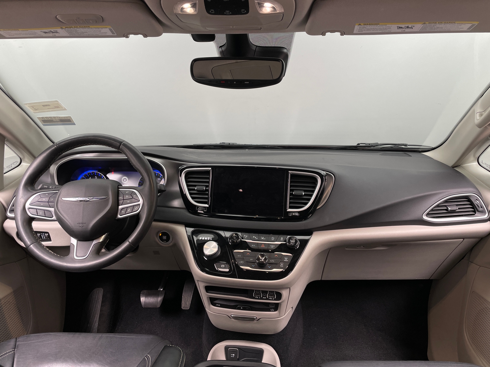 Thumbnail: 2022 Chrysler Pacifica - 2