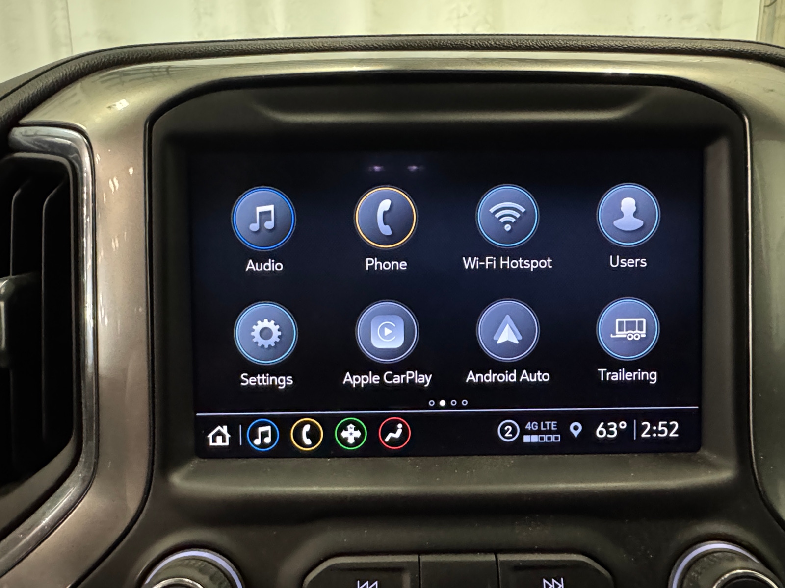 Thumbnail: 2021 Chevrolet Silverado 1500 - 3